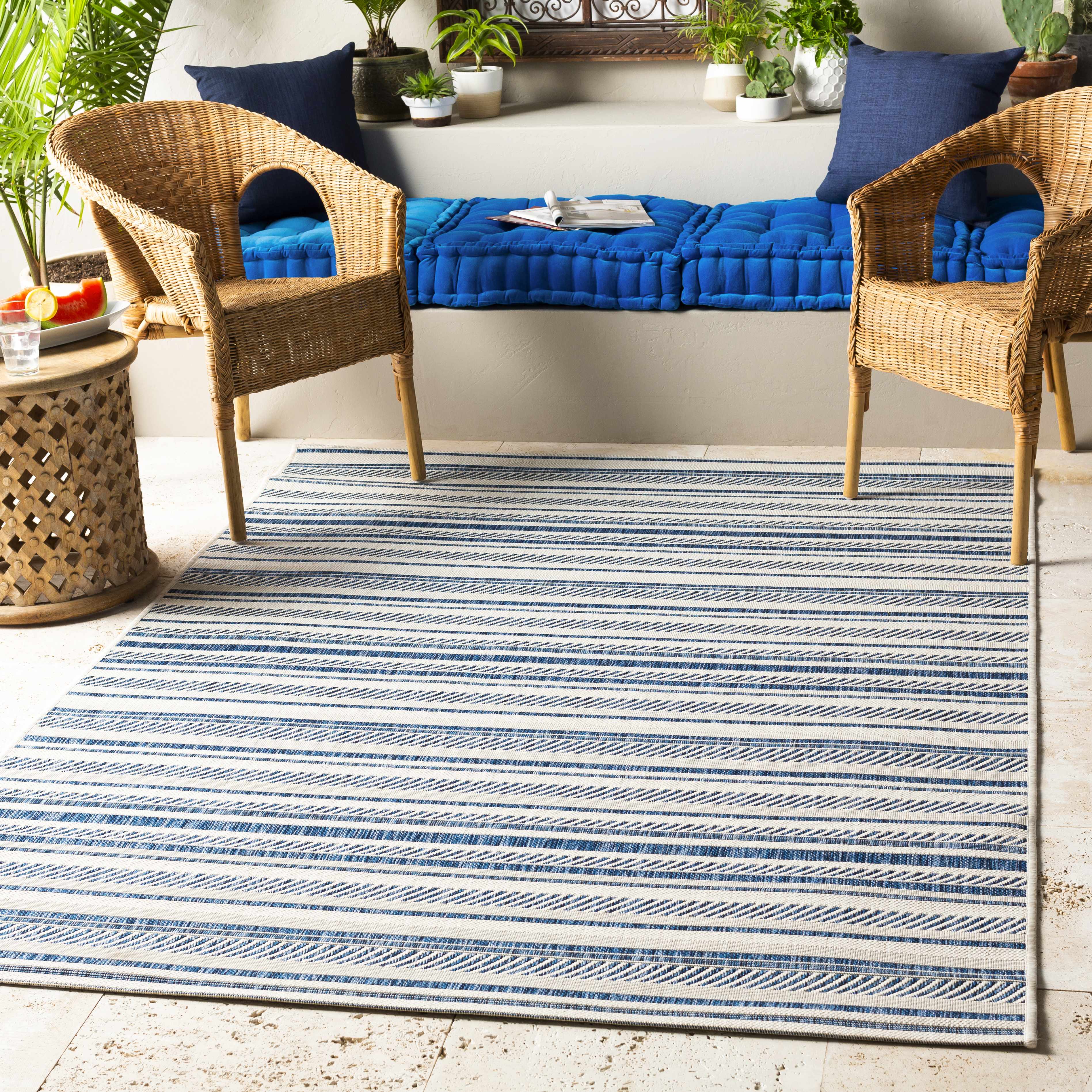 Olin White&Blue Striped Nordic Rug