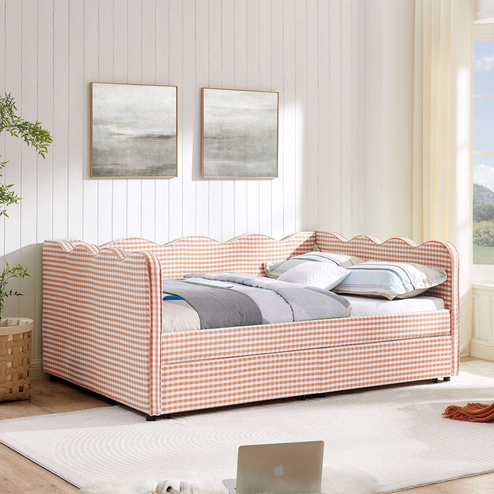 Gingham Daybed With USB Charging Port, Wave-Shaped Design