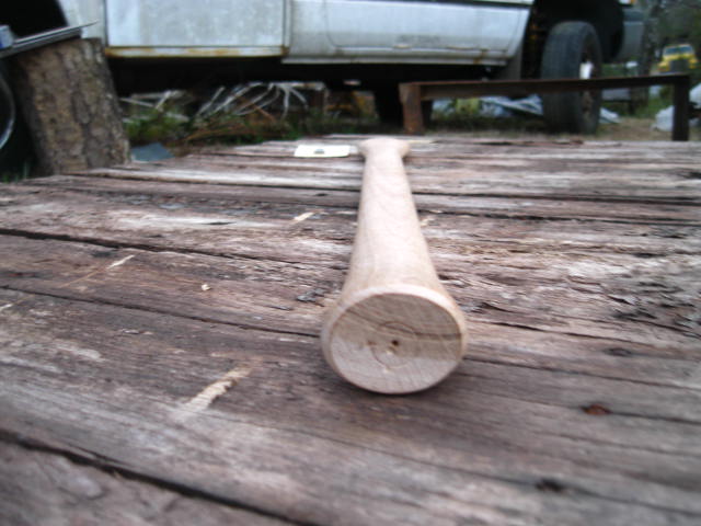36" Beaver Tooth 2.5lb Garden - Lady Mattock / Pick Handle