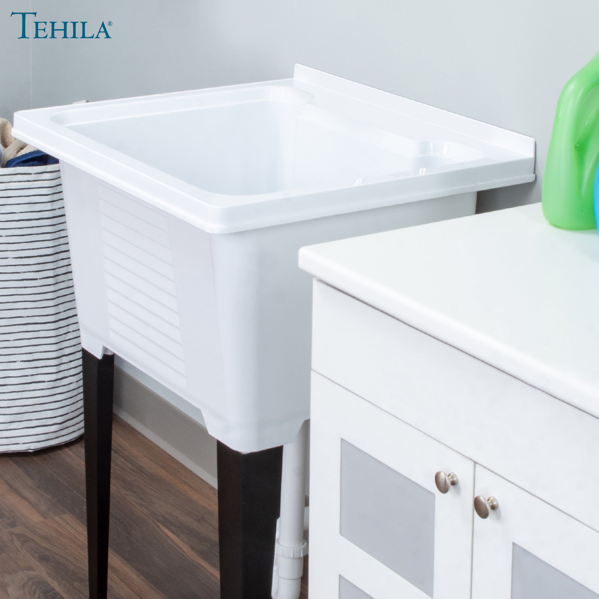 Tehila Luxe Freestanding White Utility Sink with Drainage Kit, No Supply Lines, No Strainer Basket