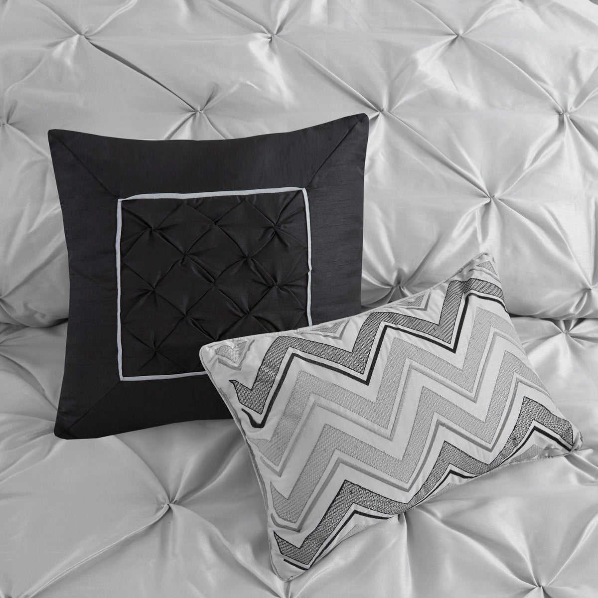 7 Piece Tufted Comforter Set - Grey - California King