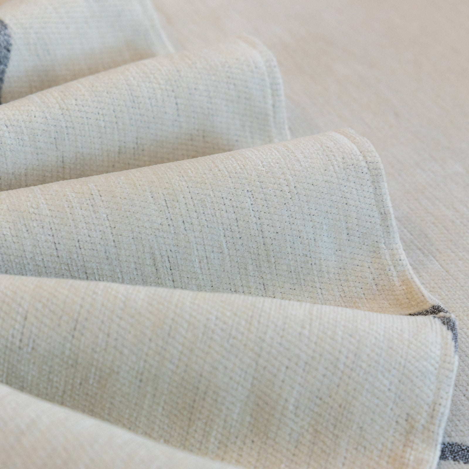 Cozy Couch Throw Blanket with Tassels, Jacquard Leaf Pattern Furniture Protector