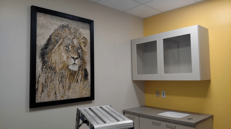 Regal Lion: Mosaic Wall Art Masterpiece