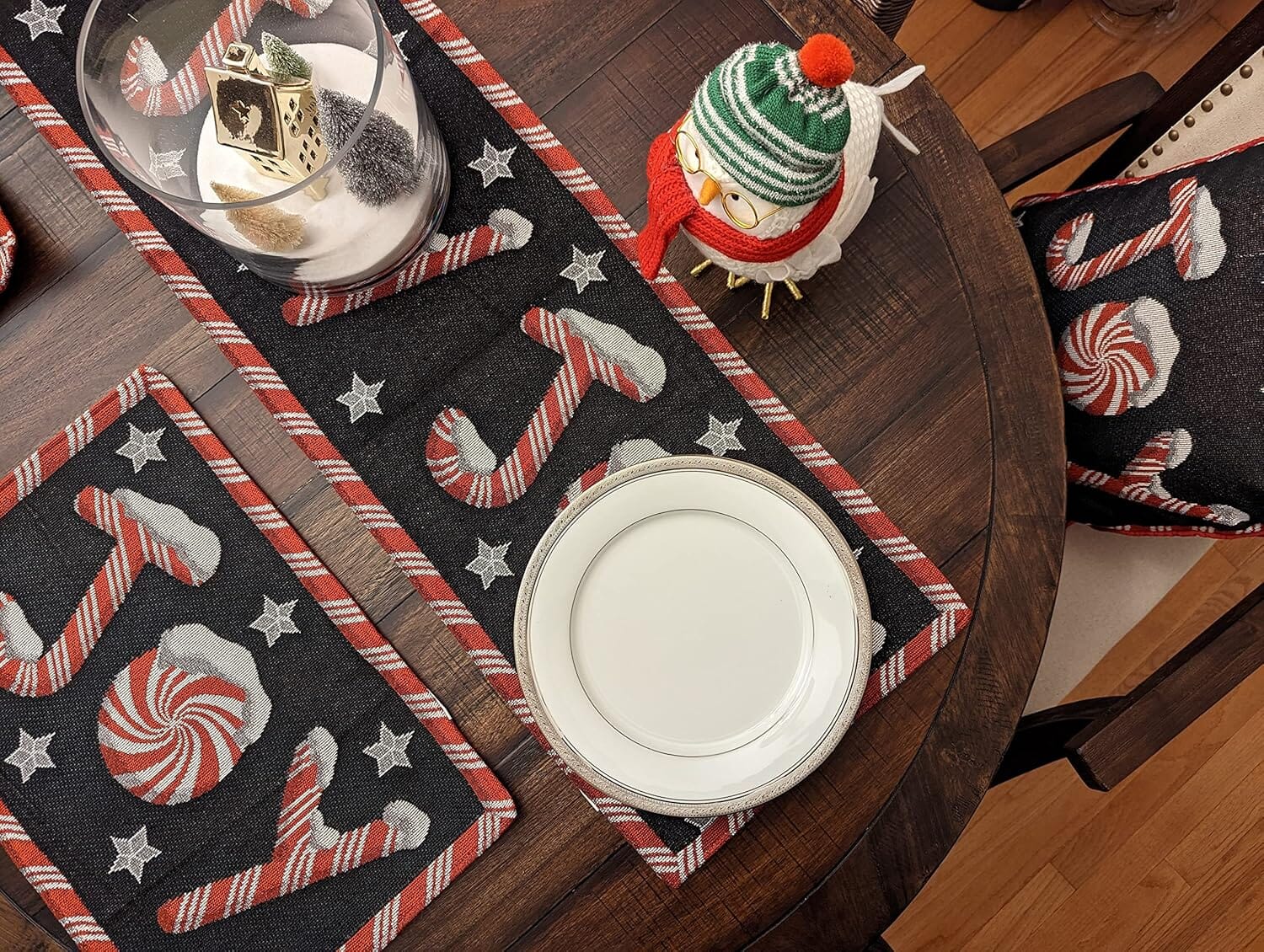 DaDa Bedding Peppermint Joy Red Black Holiday Tapestry Dining Table Runner (12904)