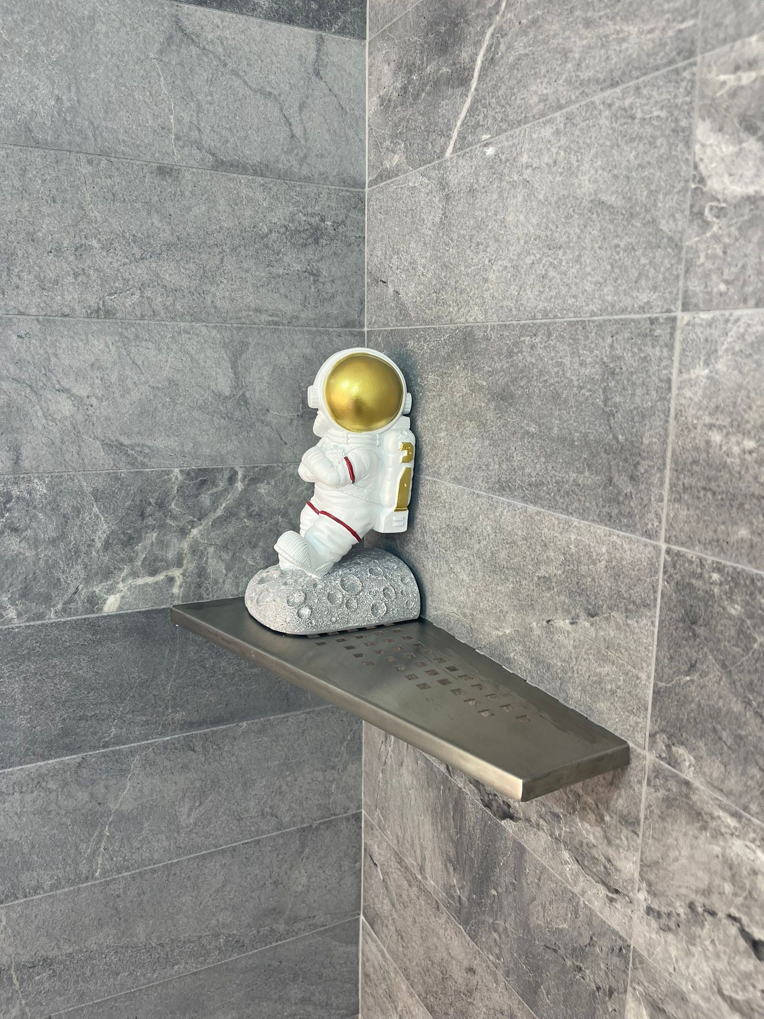 GURU SHELF PLUS TRAPEZOID ASIM - Tundra Globe