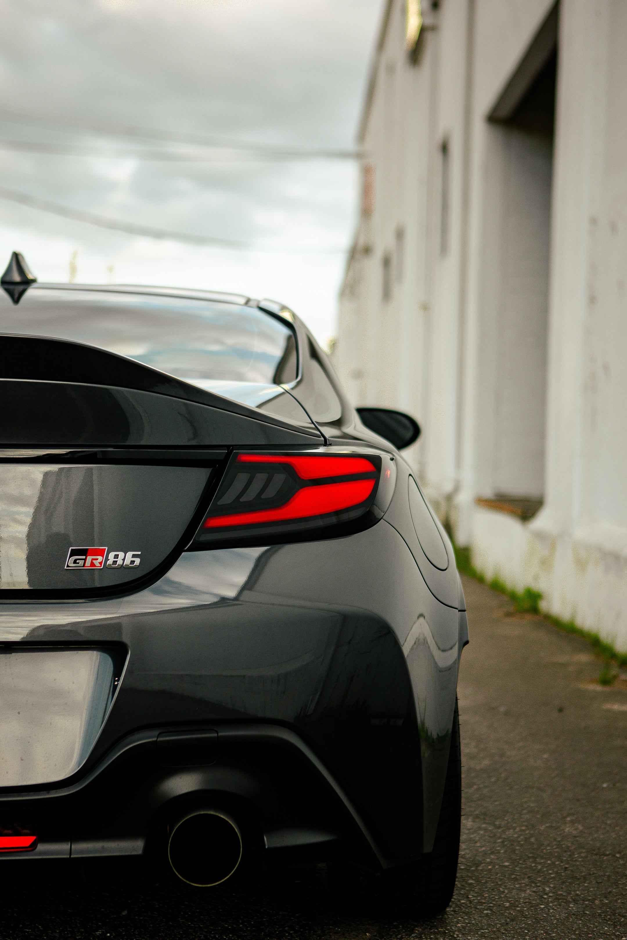 OLM Raiden LED Taillights (Clear Lens/Red Bar) - 2022+ GR86 / BRZ