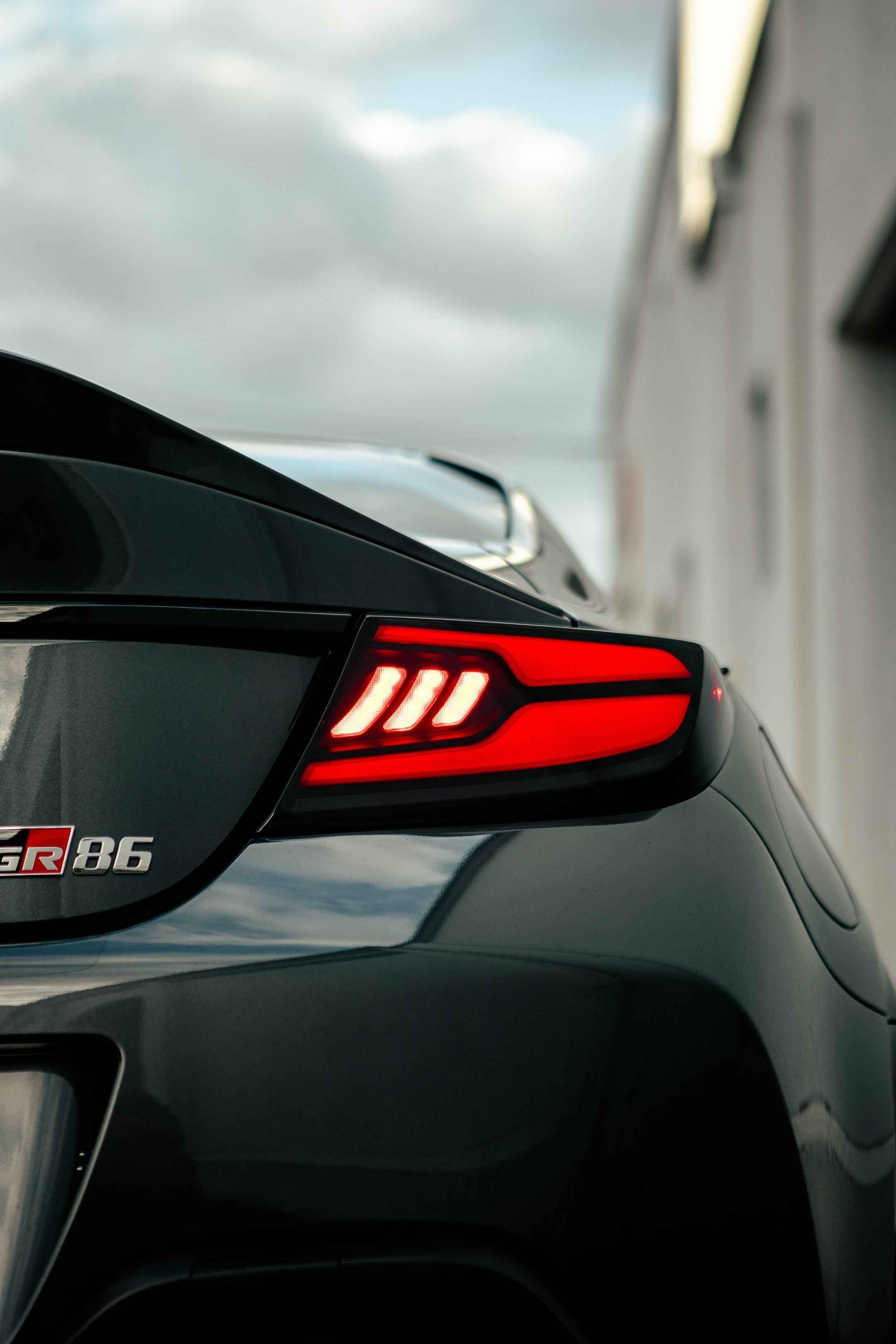 OLM Raiden LED Taillights (Clear Lens/Red Bar) - 2022+ GR86 / BRZ