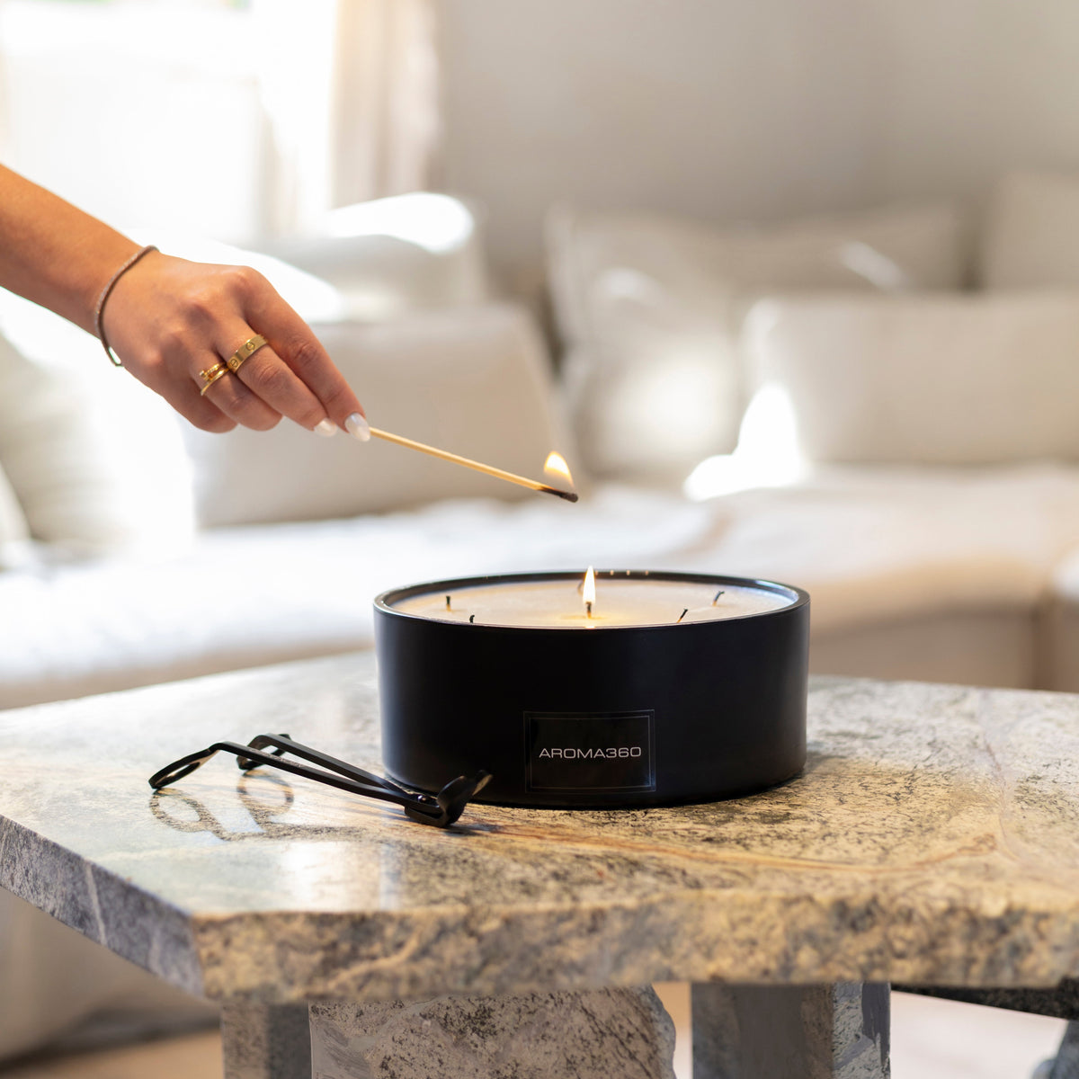 Iris 6-Wick Candle