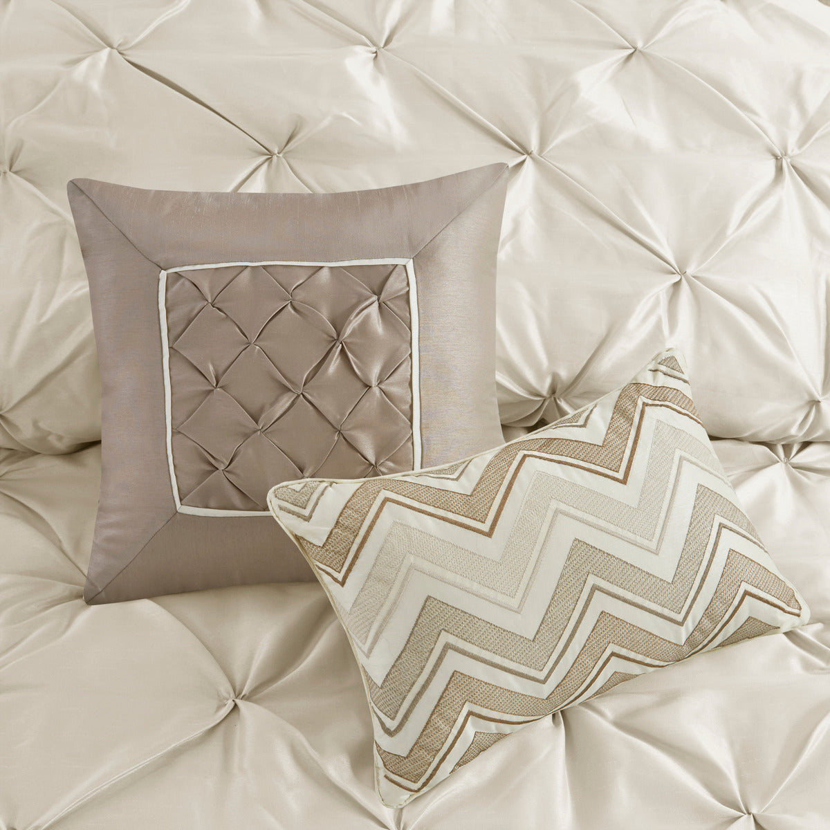 7 Piece Tufted Comforter Set Ivory Queen