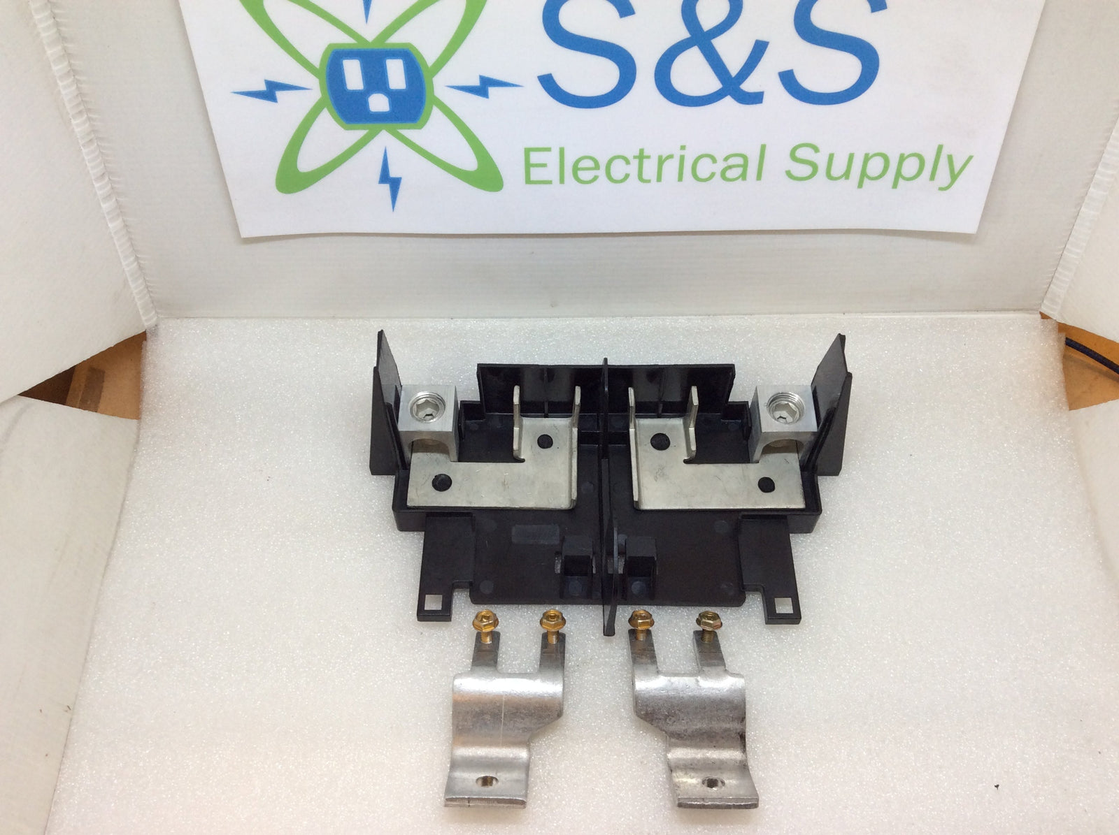 GE General Electric Type THQMV 150 Amp to 225 Amp 4 Pole Circuit Breaker