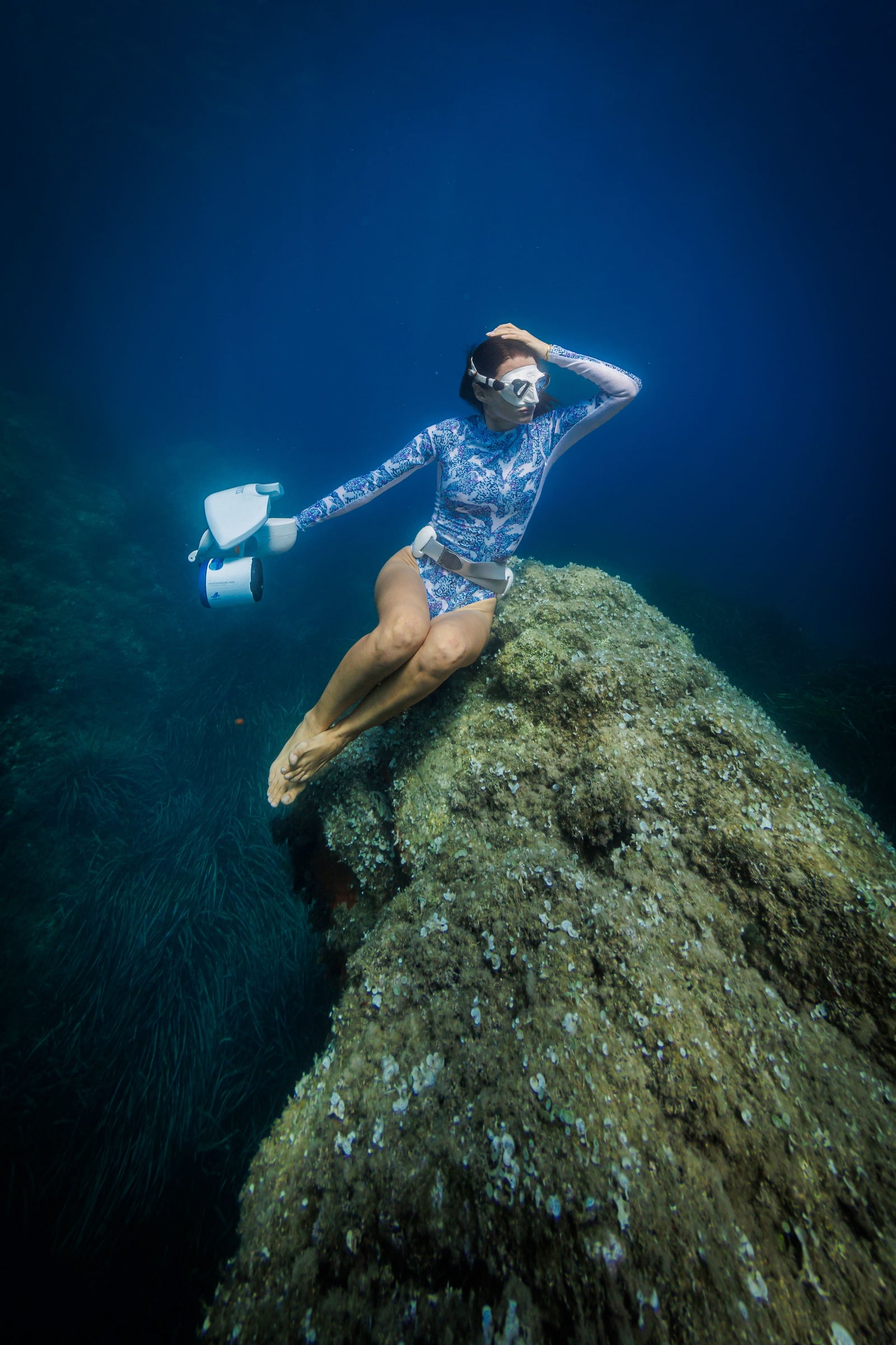Mix - Underwater Scooter