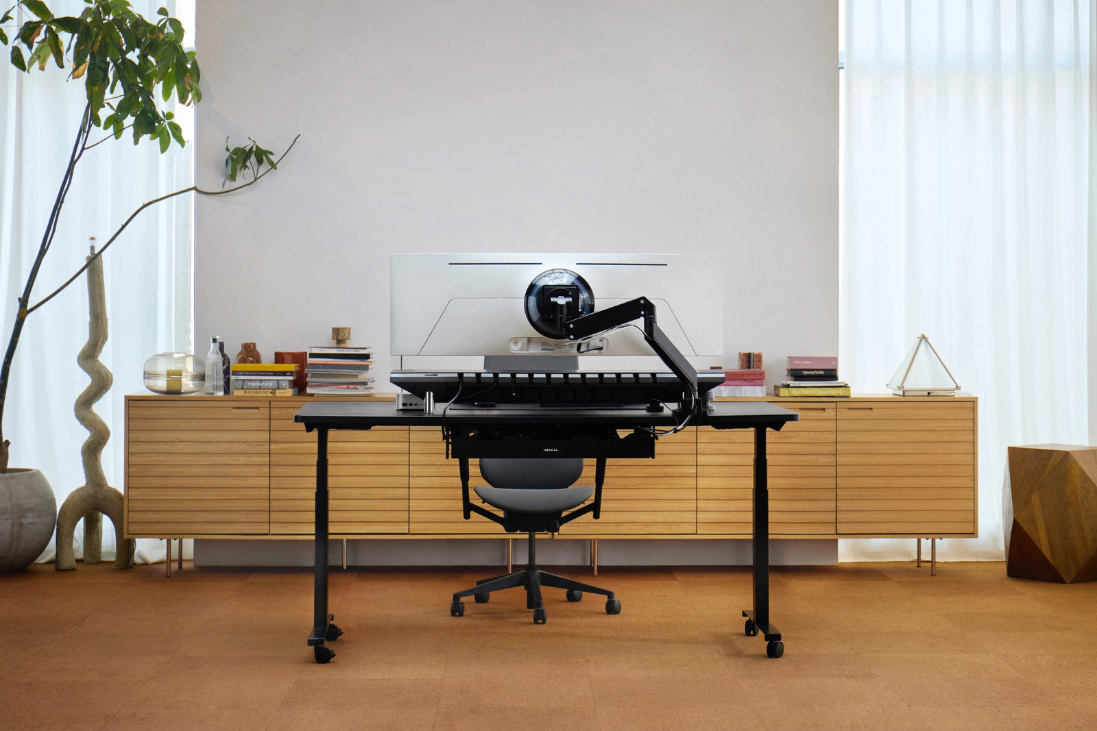 Hexcal Elevate Standing Desk