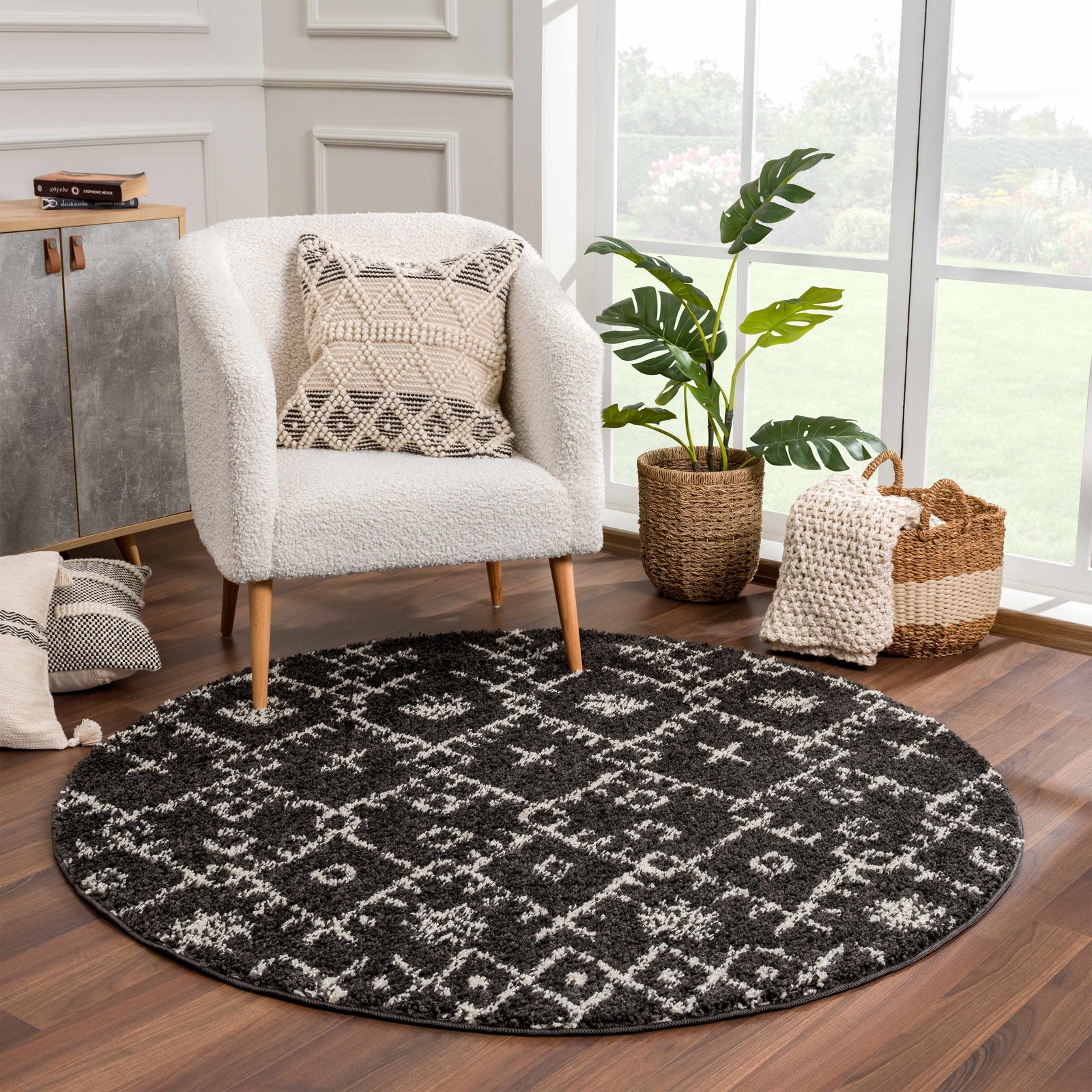 Thetford Black Berber Shag Rug - Clearance