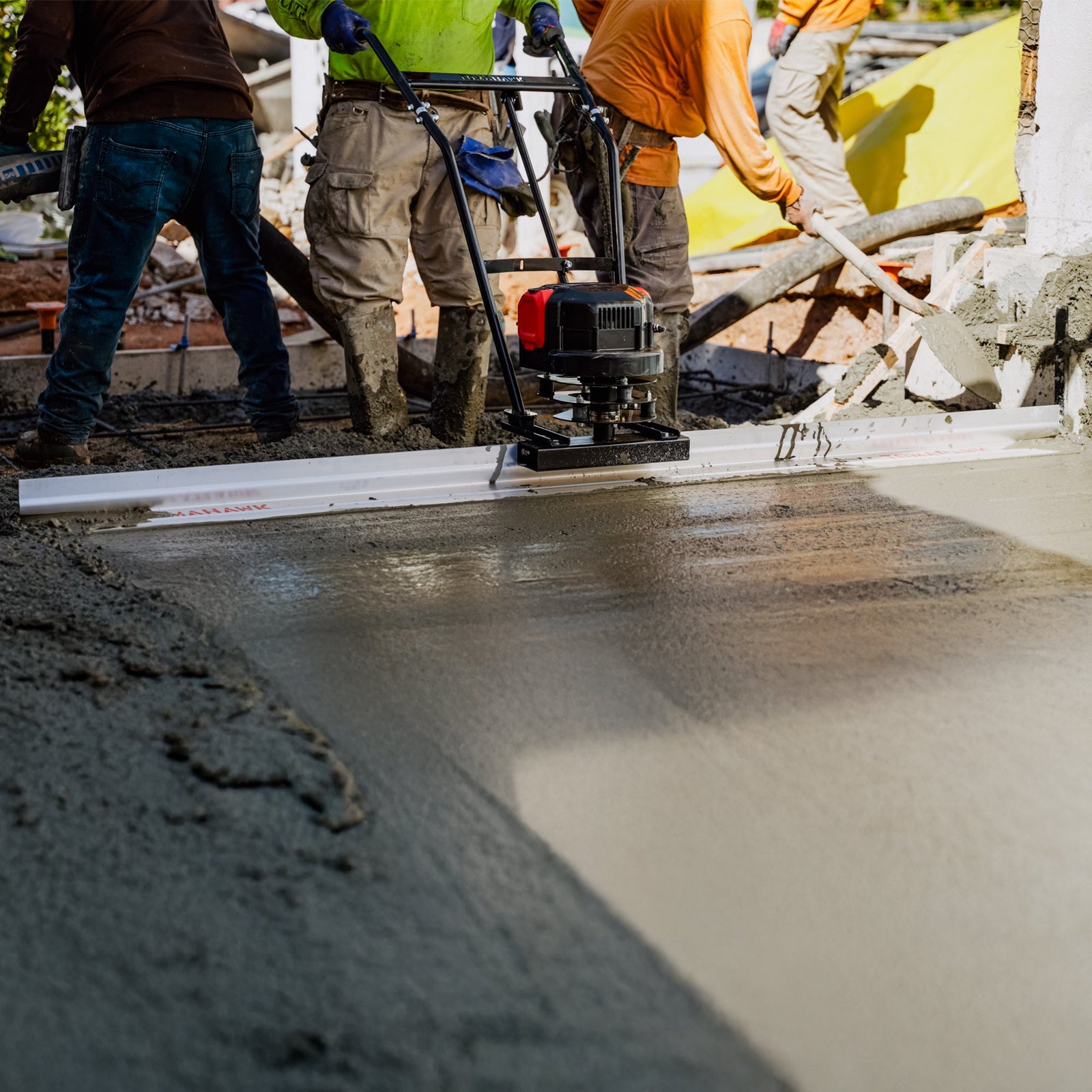 Tomahawk Battery Power Screed 36V 7ah Single Aluminum Blade Bundle (Choose 4ft, 6ft, 8ft, 10ft, 12ft, 14ft)