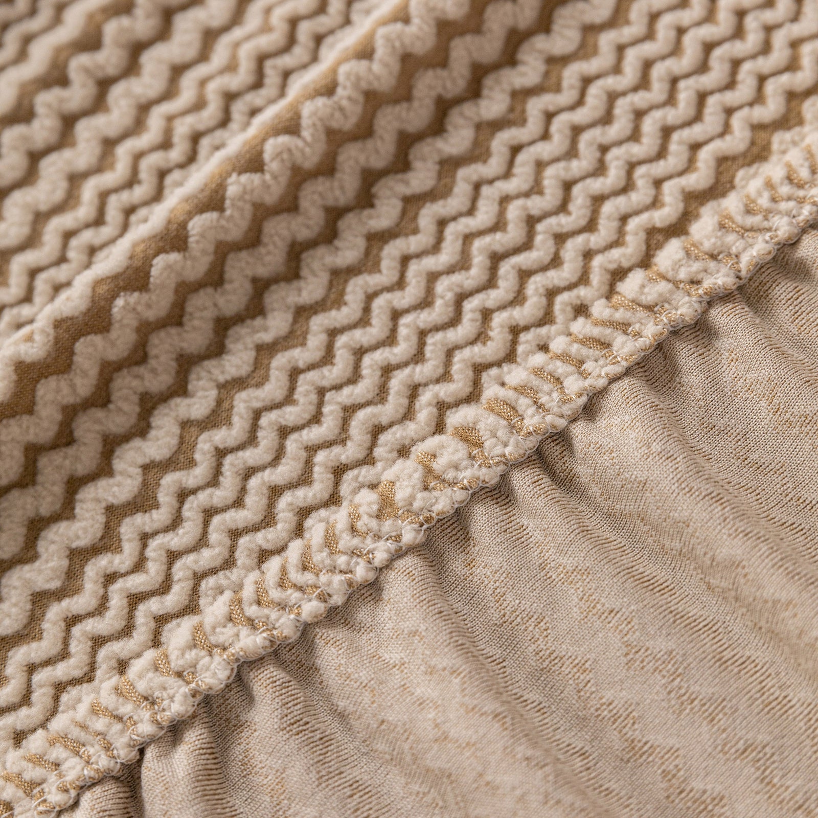 Modern Textured Stretch Sofa Cover, Plush Fleece Sofa Slipcover with 3D Stripe Texture