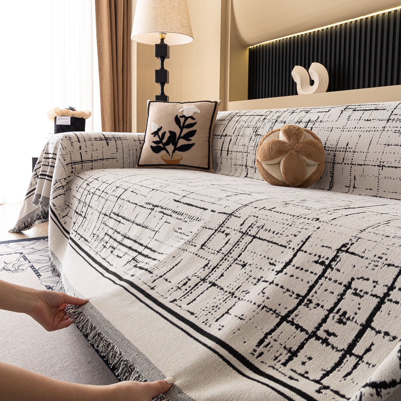 Modern Couch Protector Blanket Woven Chenille Sofa Cover Throw with Artistic Grid