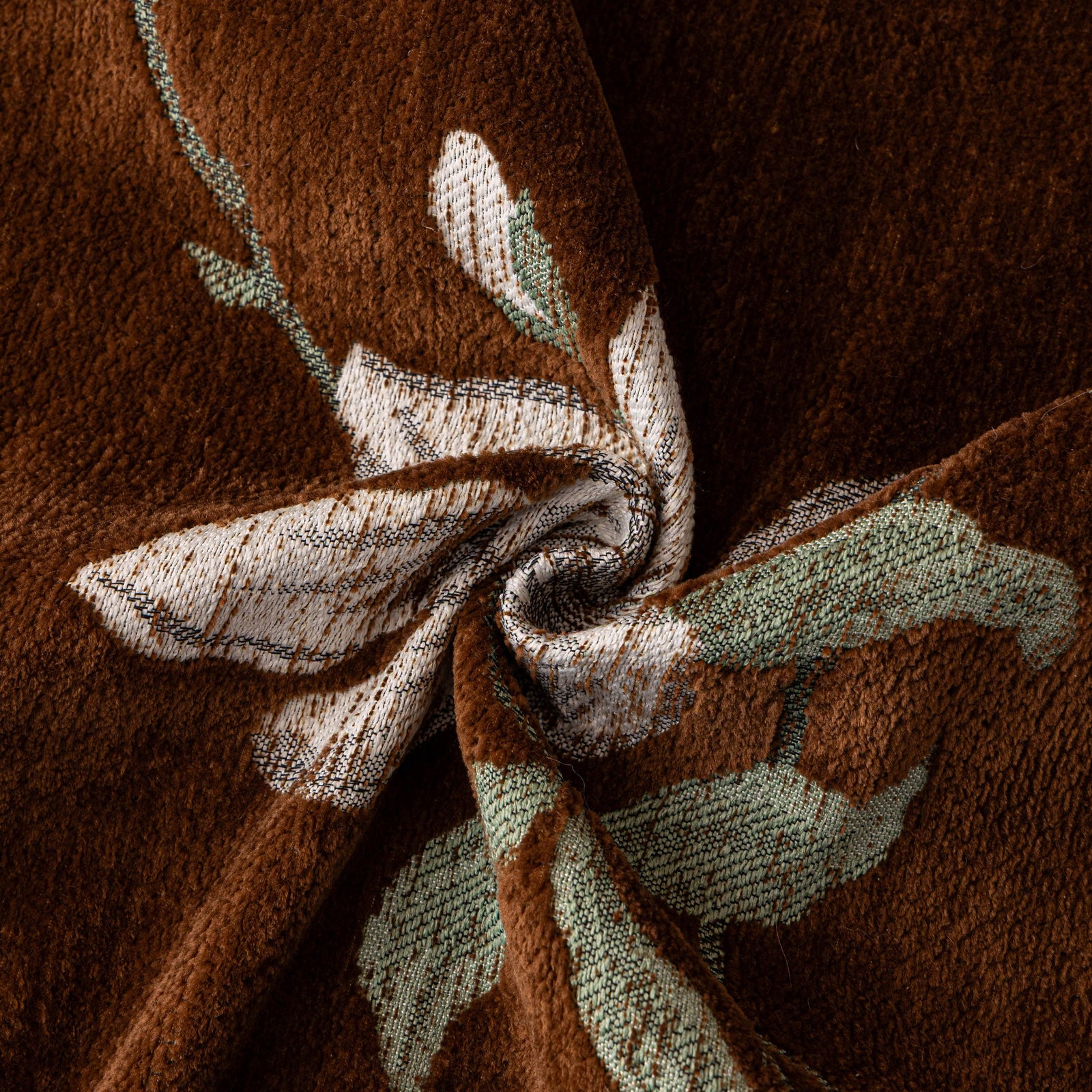 Luxury Thickened Sofa Throw Cover, Decorative Cozy Floral Jacquard Couch Cover Blanket
