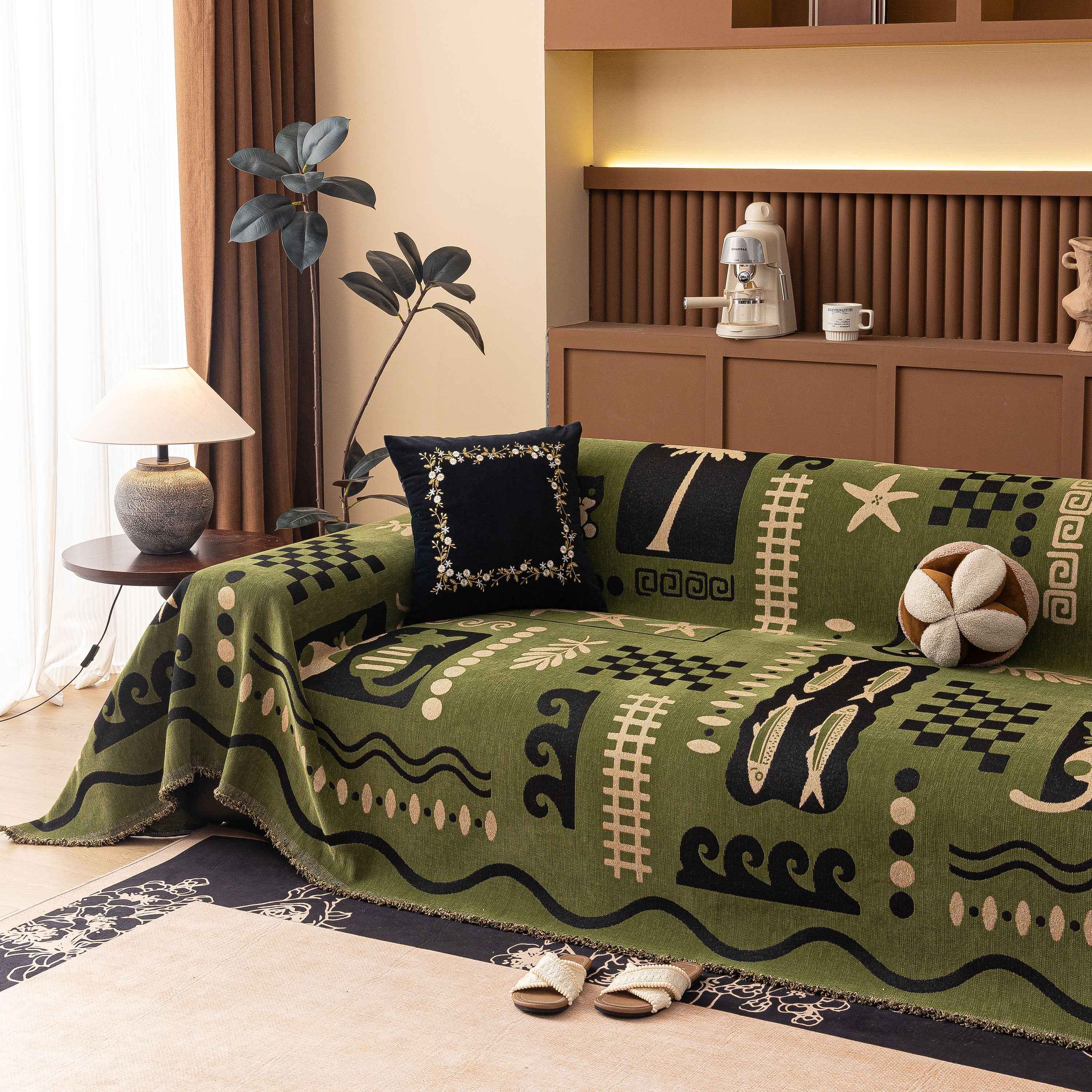 Boho Chic Woven Throw Blanket for Couch, Washable Couch Cover for Pets, Dogs, Cats