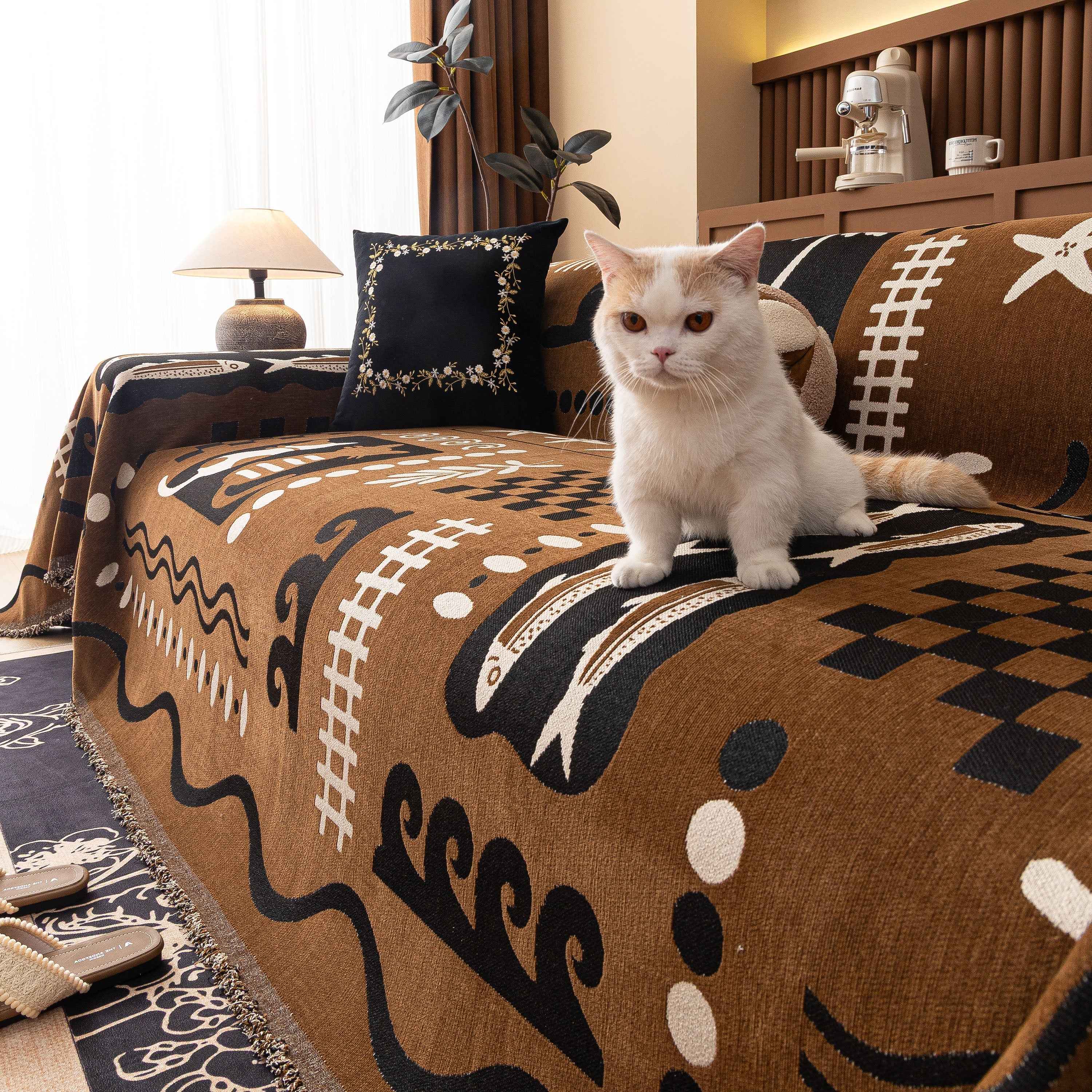 Boho Chic Woven Throw Blanket for Couch, Washable Couch Cover for Pets, Dogs, Cats