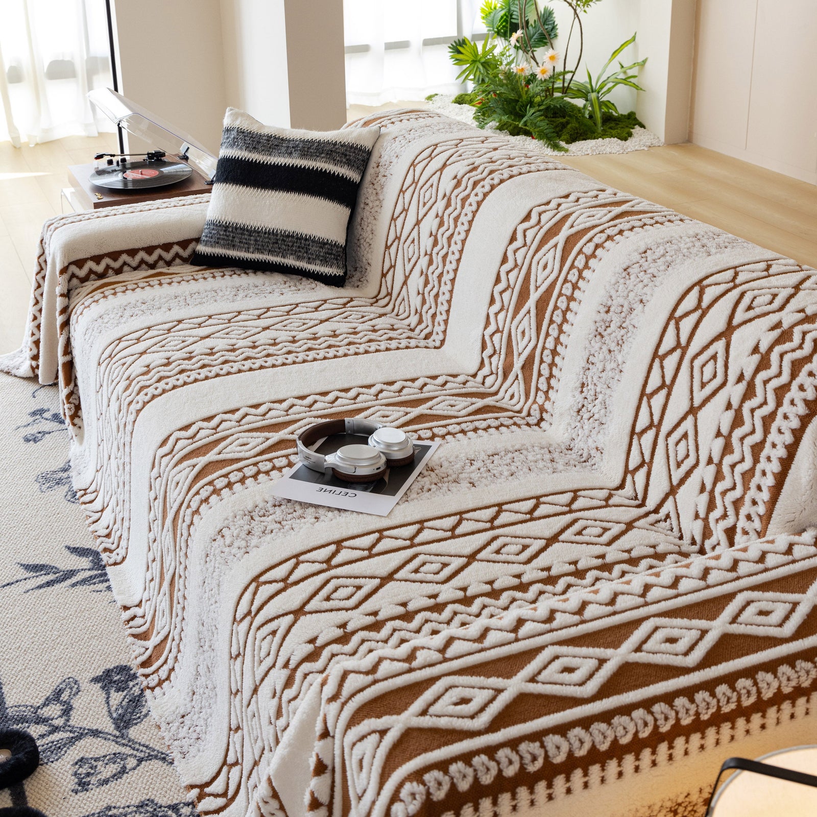 Bohemian Tufted Sofa Cover, Plush Fleece Throw Blanket with 3D Woven Aztec Stripes