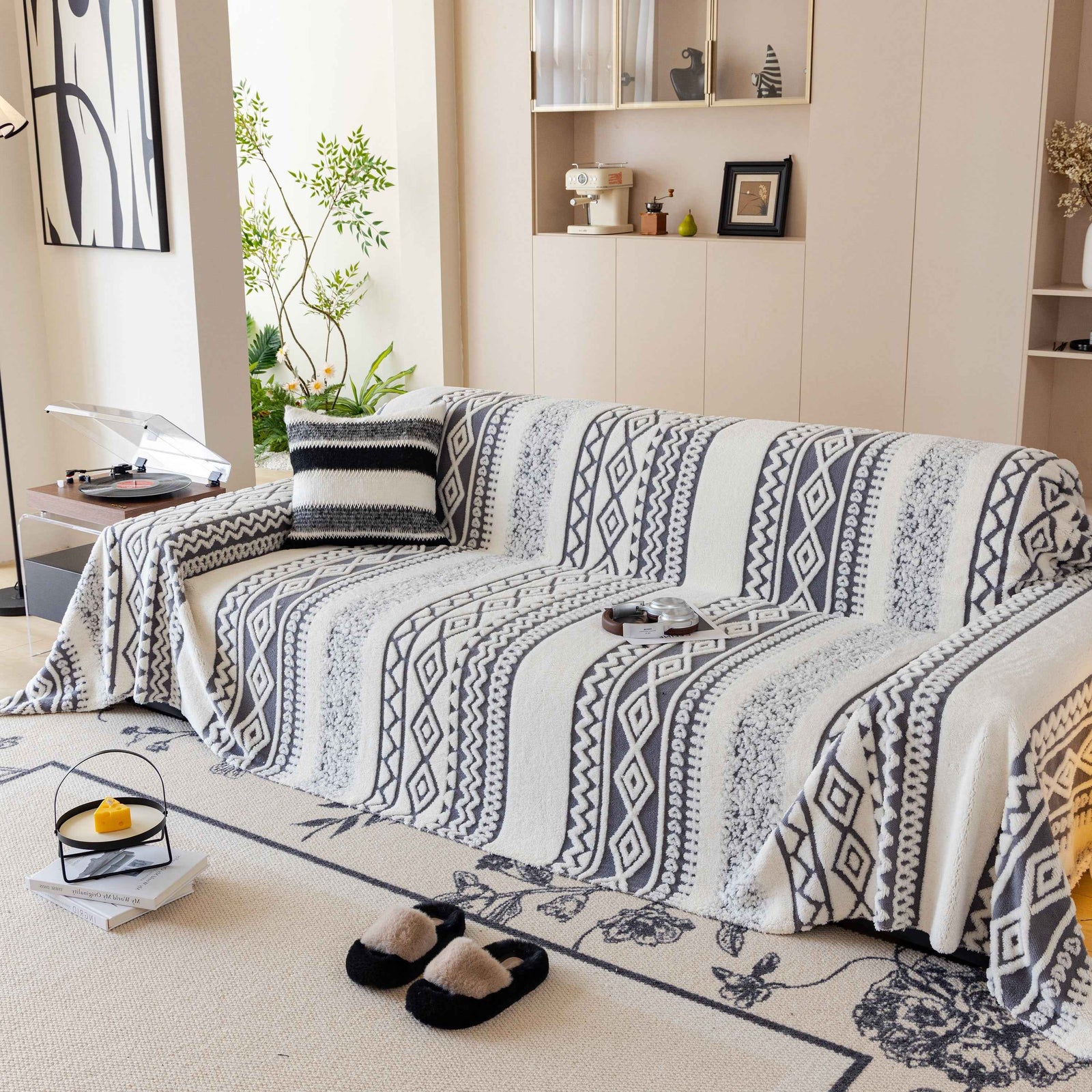 Bohemian Tufted Sofa Cover, Plush Fleece Throw Blanket with 3D Woven Aztec Stripes