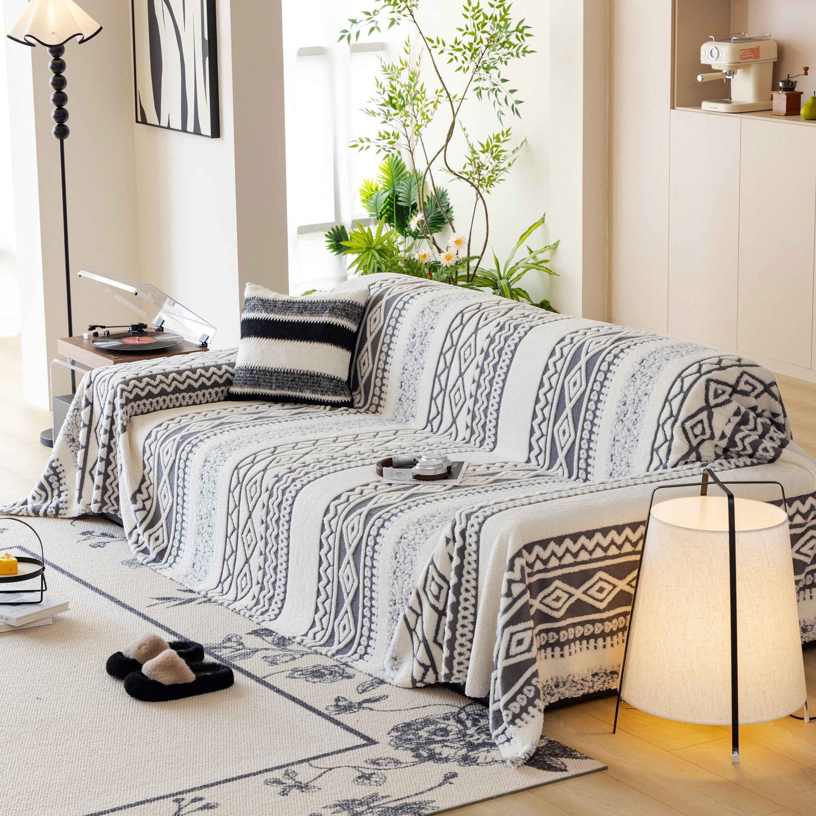 Bohemian Tufted Sofa Cover, Plush Fleece Throw Blanket with 3D Woven Aztec Stripes
