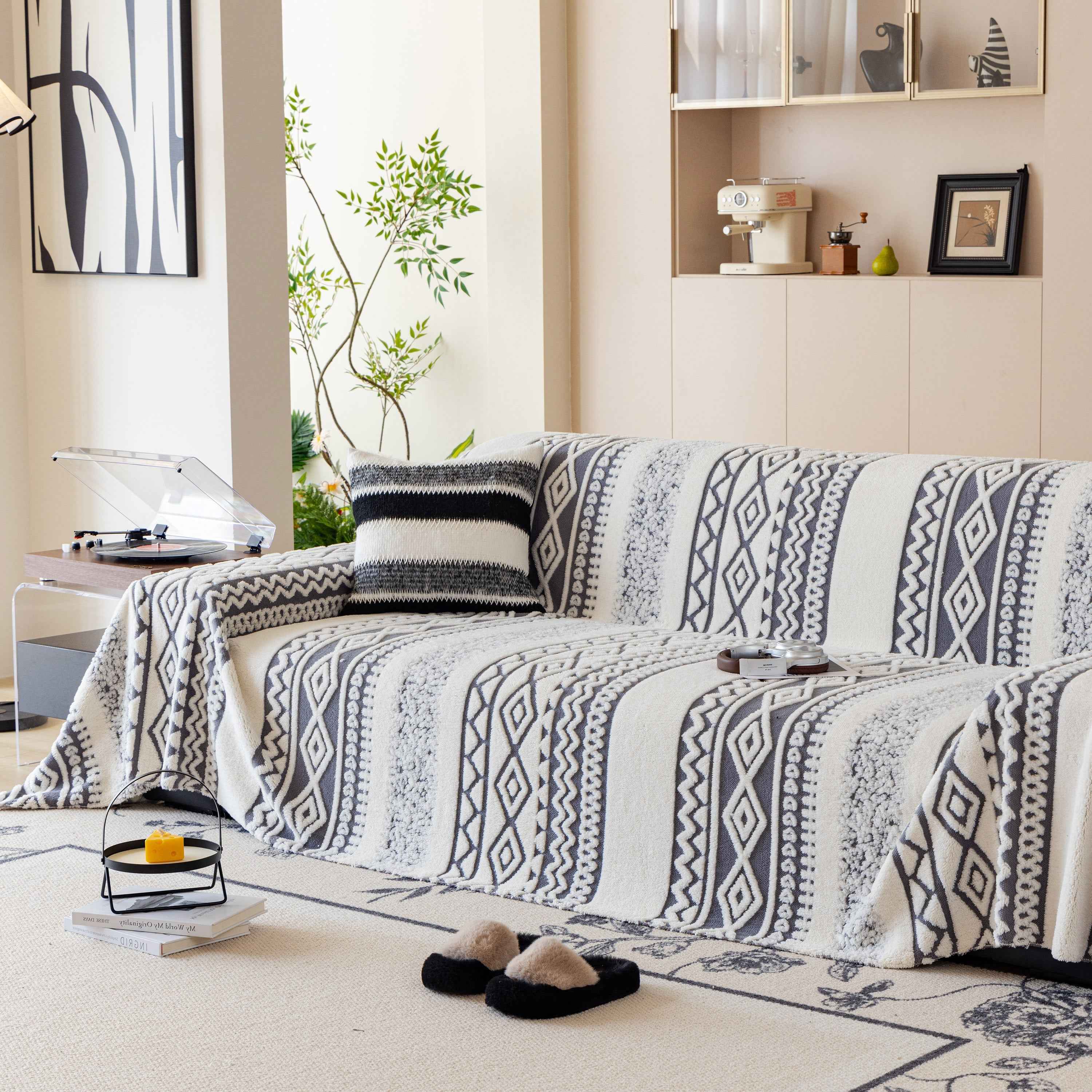 Bohemian Tufted Sofa Cover, Plush Fleece Throw Blanket with 3D Woven Aztec Stripes