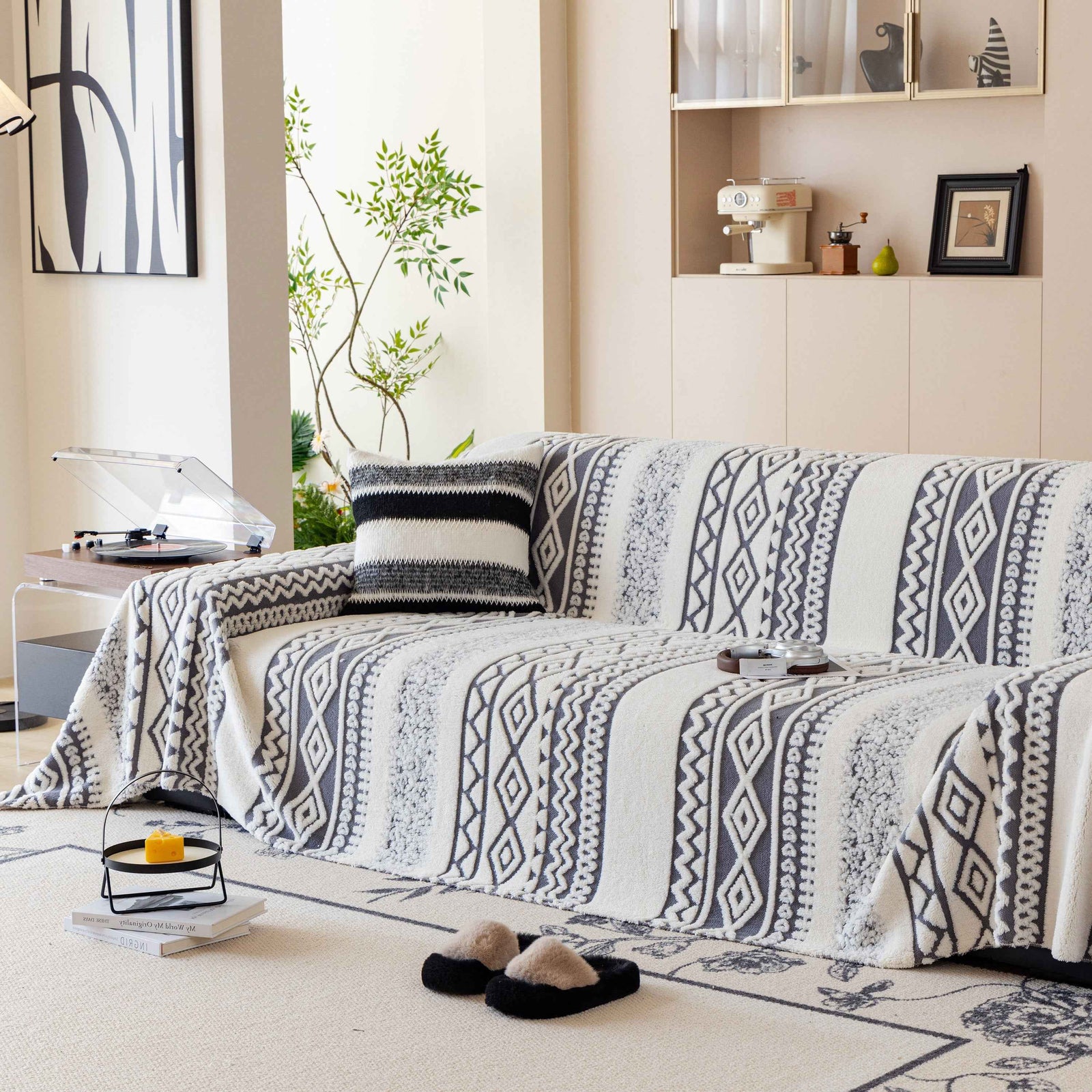 Bohemian Tufted Sofa Cover, Plush Fleece Throw Blanket with 3D Woven Aztec Stripes