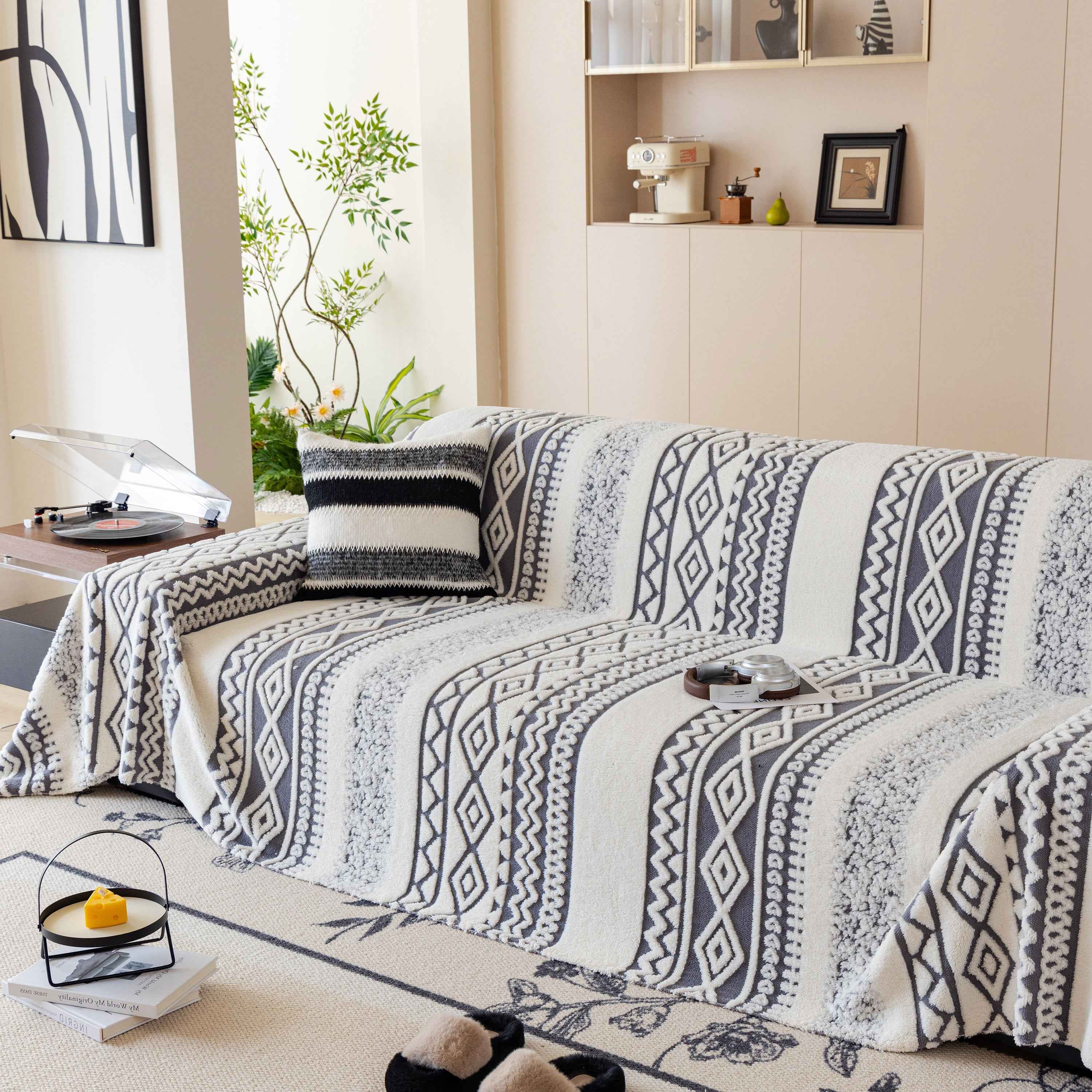 Bohemian Tufted Sofa Cover, Plush Fleece Throw Blanket with 3D Woven Aztec Stripes