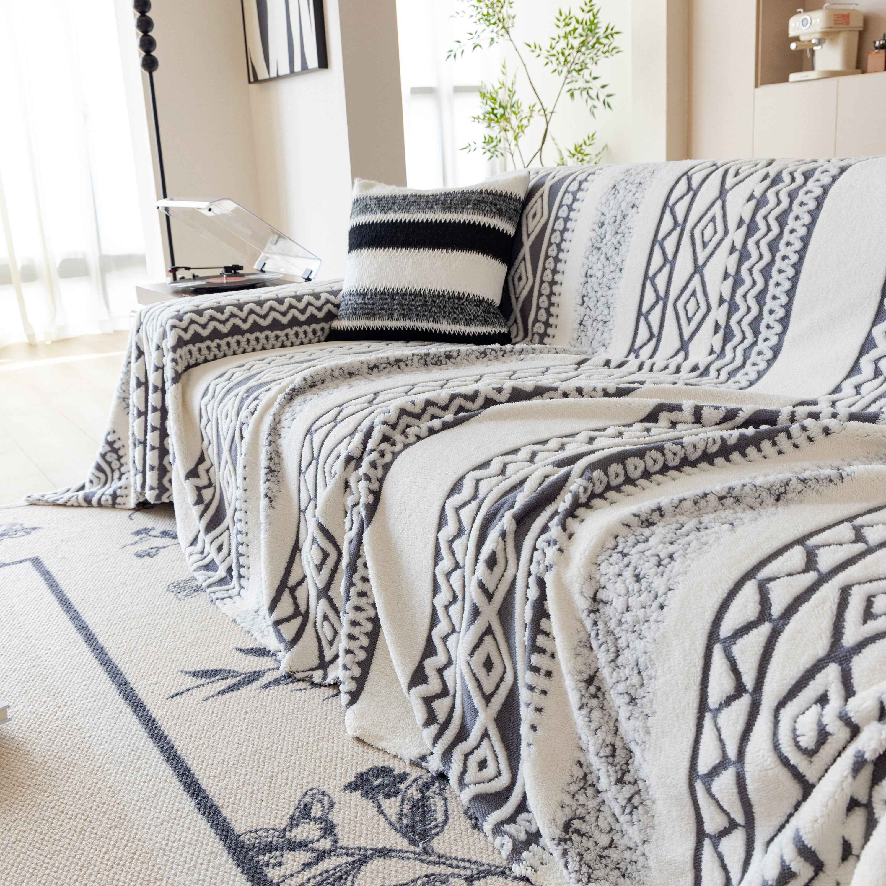 Bohemian Tufted Sofa Cover, Plush Fleece Throw Blanket with 3D Woven Aztec Stripes