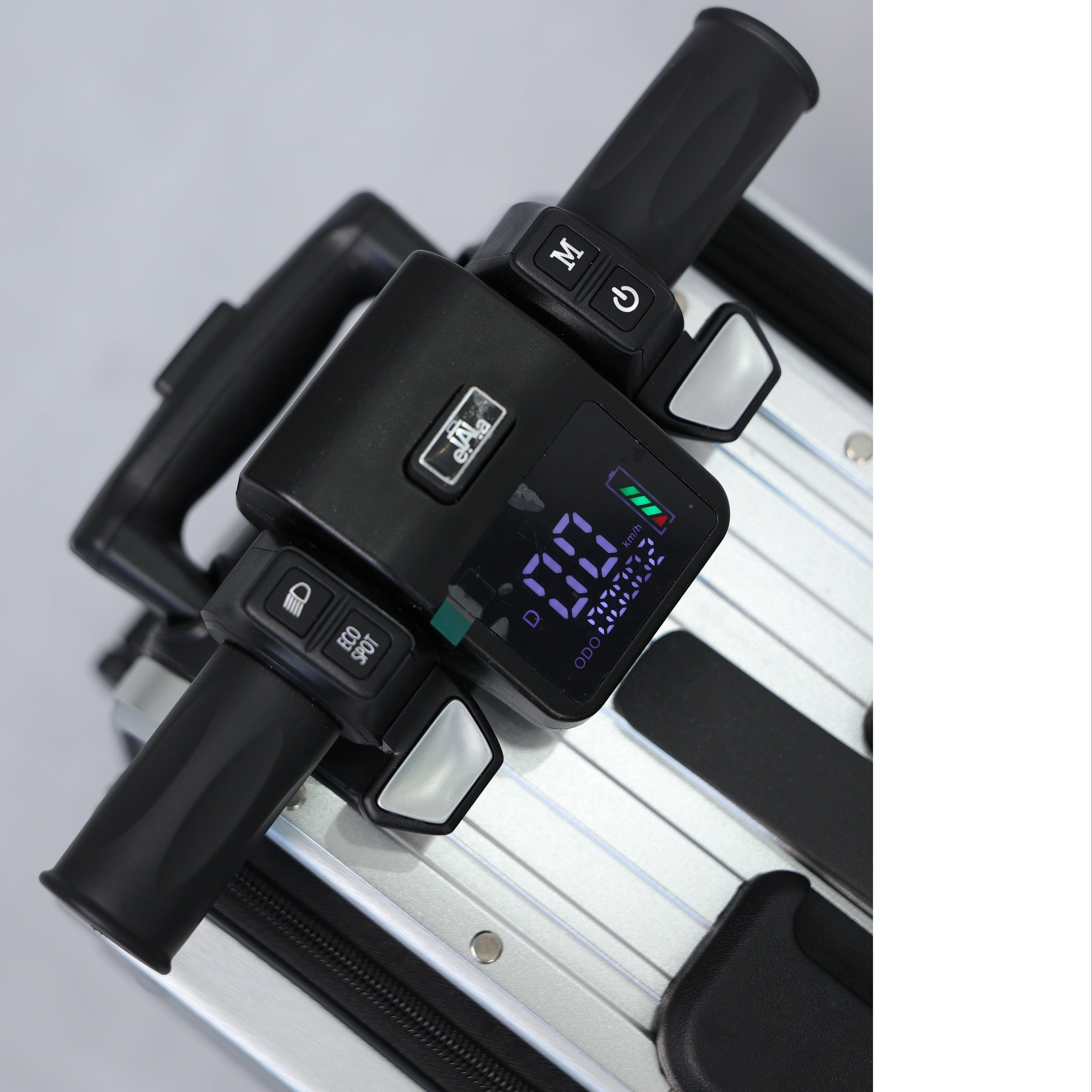 Elala Lite - Silver Motorized Suitcase