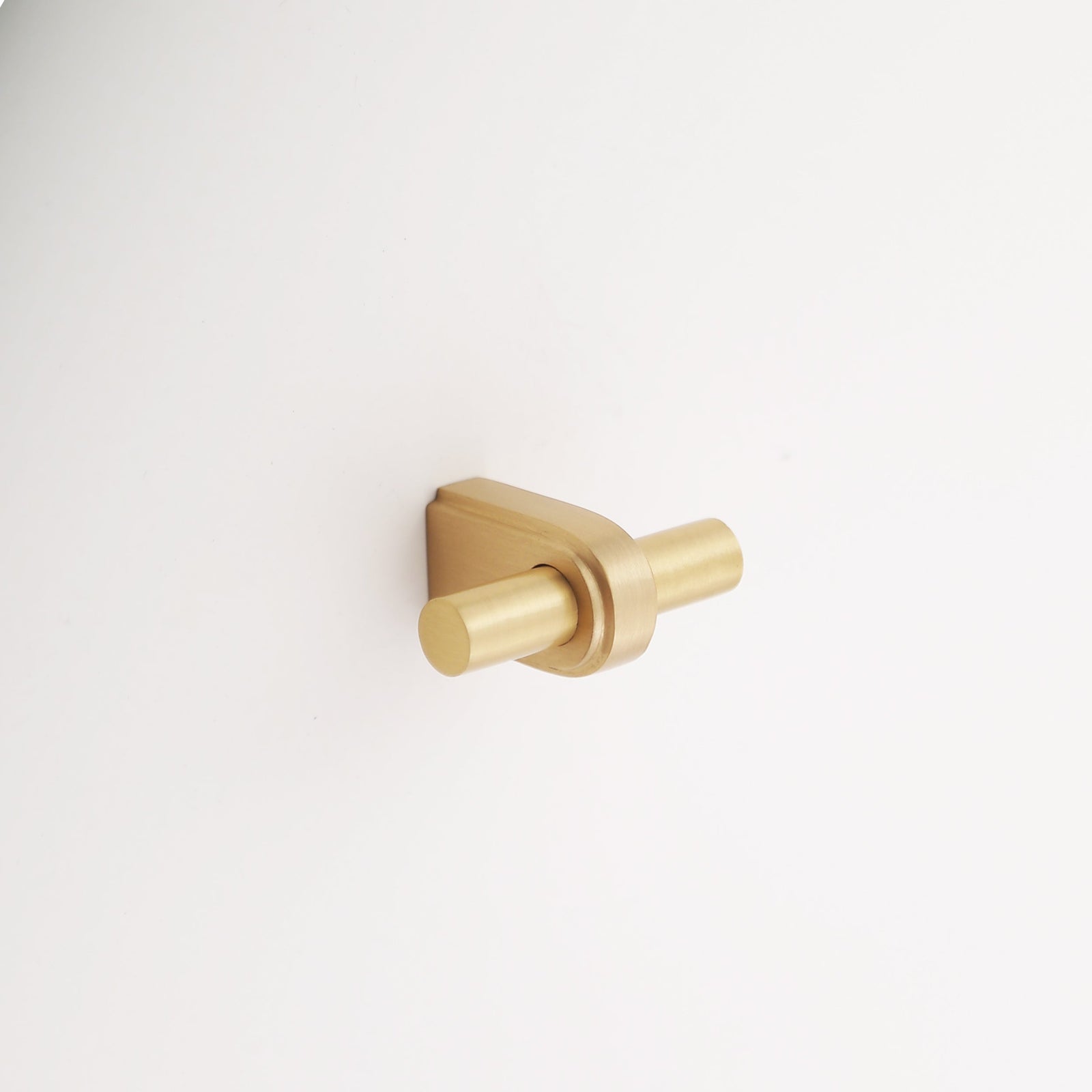 Brunswick Solid Brass Finger Pull
