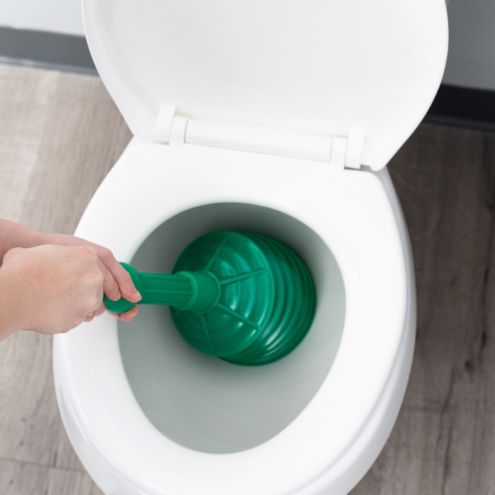 Antimicrobial Bellows Accordion Toilet Plunger with Black Storage Tray (Green)