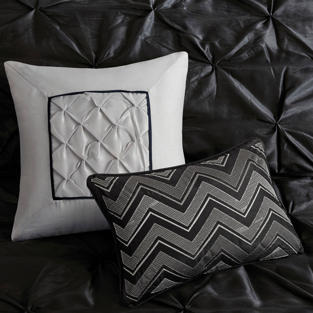 7 Piece Tufted Comforter Set Black California King