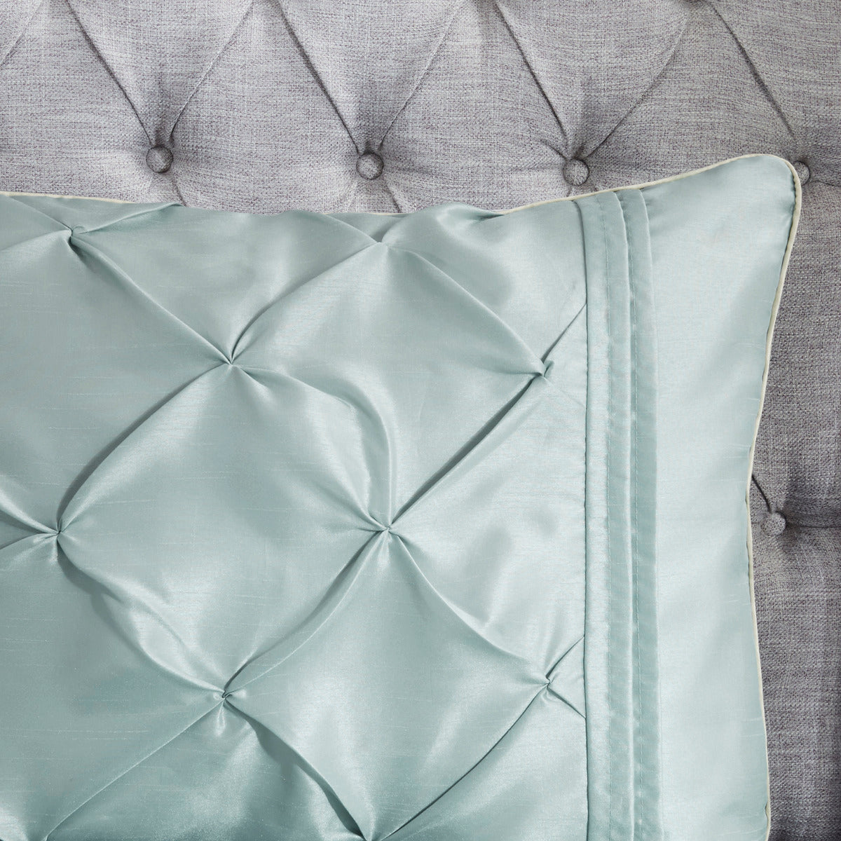 7 Piece Tufted Comforter Set - Seafoam King