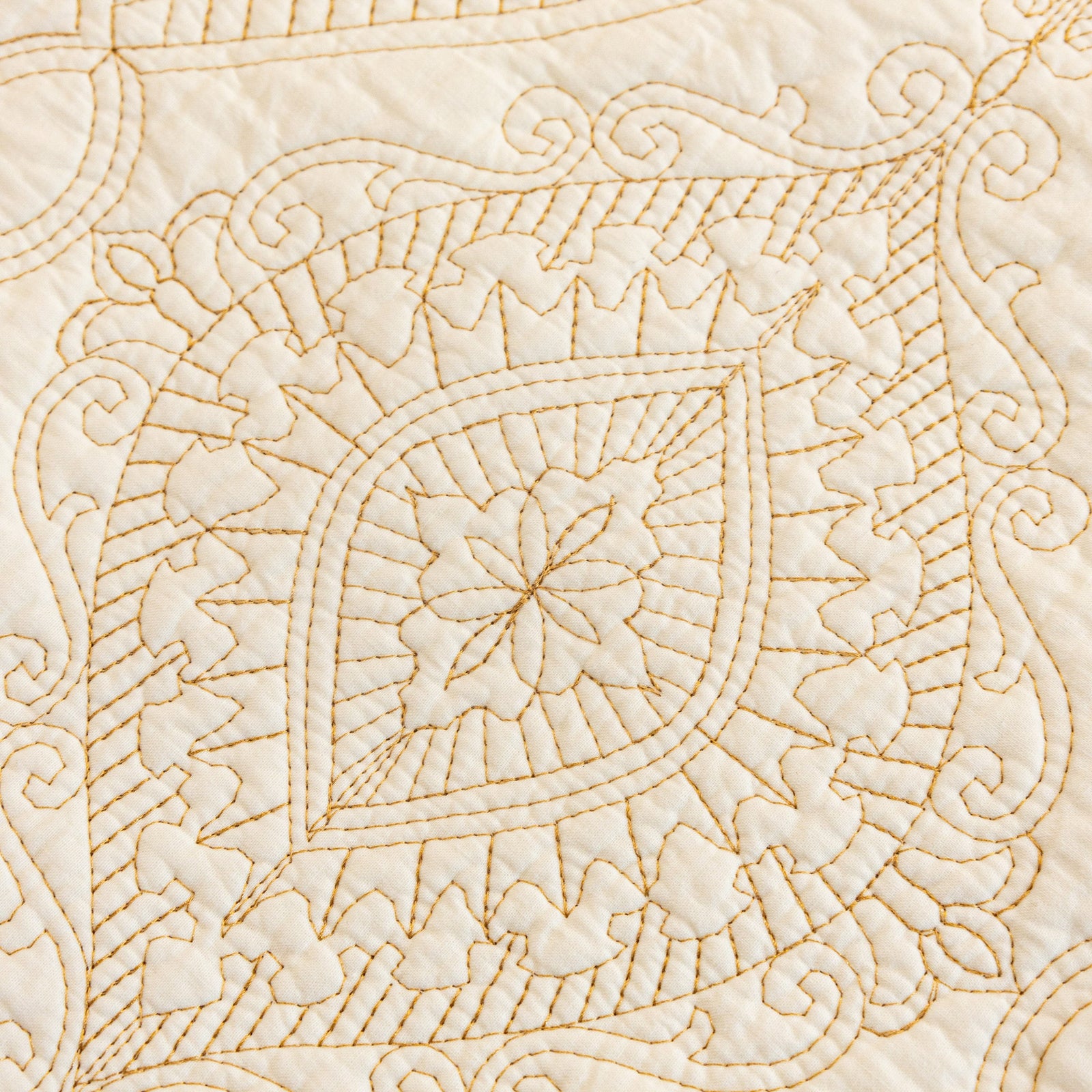Baroque Sofa Cover – Quilted Cotton, Non-Slip, Washable with Ornate Embroidery