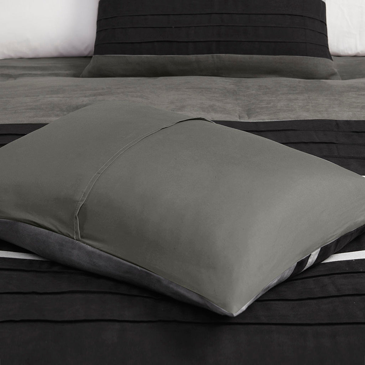 7 Pc Pieced Faux Suede Comforter Set in Black for Queen Beds