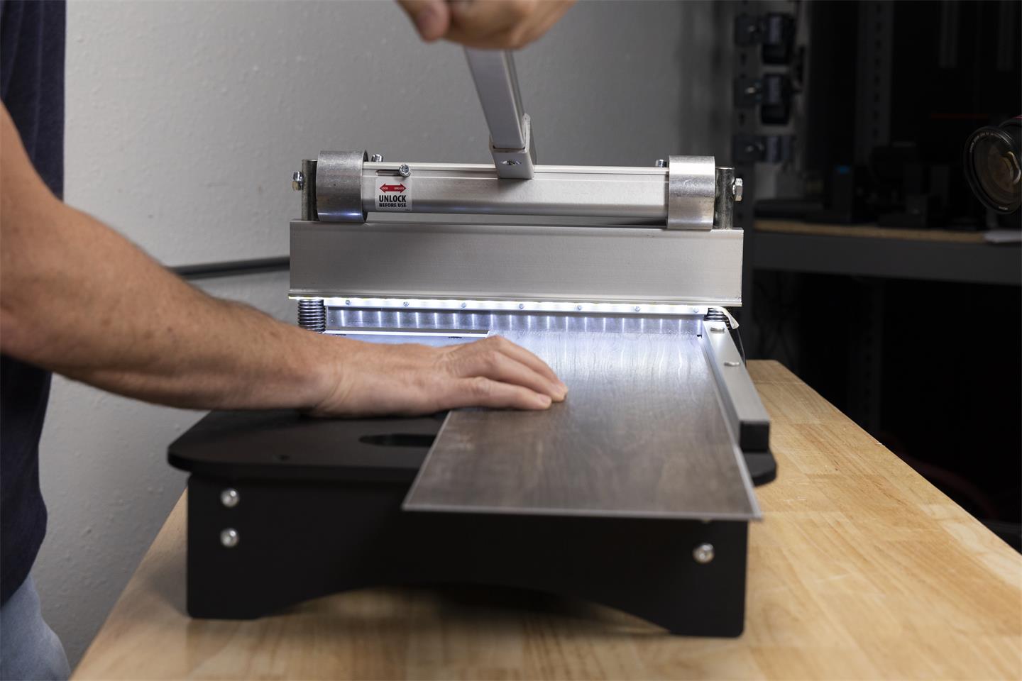 Flooring and Siding Shears - LED Light Kit