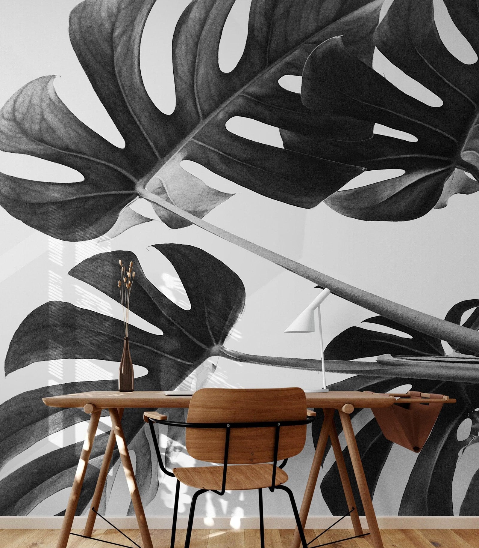 Elegant Black and White Leaves Wallpaper Mural - Serene Botanical Beauty #6606