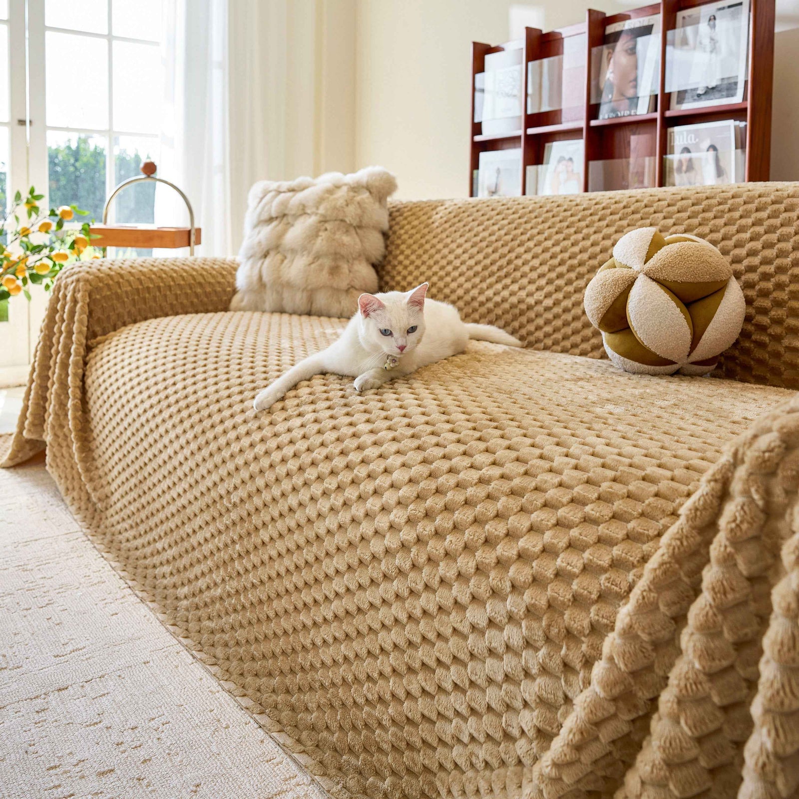 Thick Plush Non-Slip Sofa Throw Cover, Warm Soft Faux Fur Couch Protector for Winter