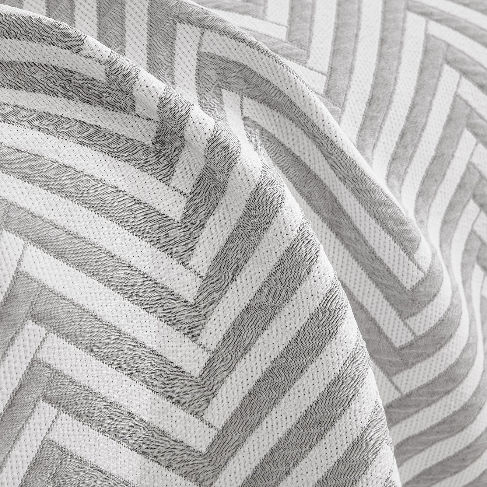 Three Layer Woven Soft Breathable Sofa Cover Blanket, Textured Chevron Couch Cover