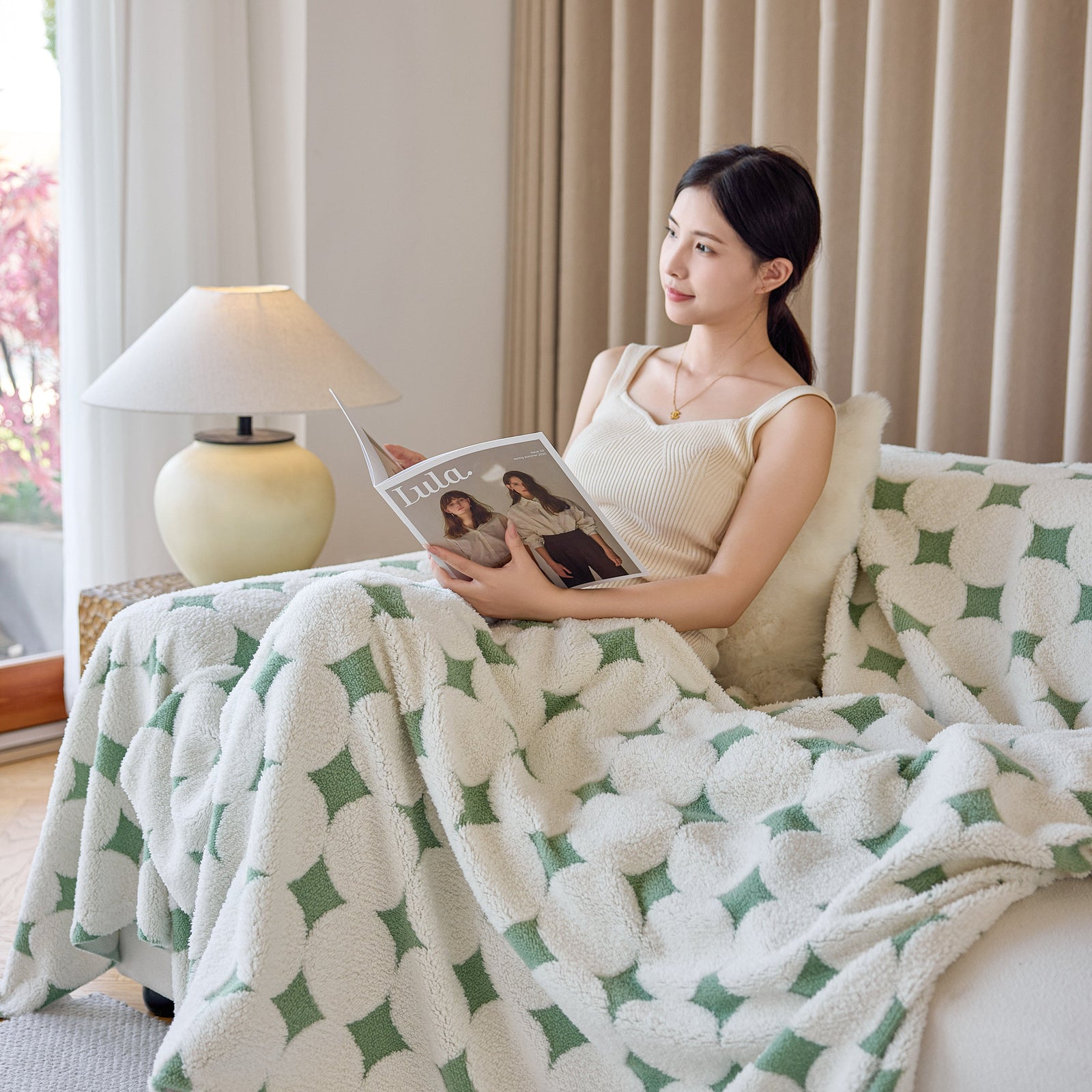 Geometric Jacquard Plush Warm Sofa Couch Cover Coral Fleece Throw Blanket for Couch