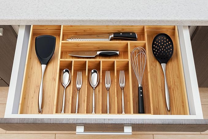 Umilife Extra Large Expandable Kitchen Siverware Utensils Drawer Organizer, 19