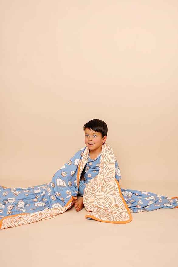 Copper Pearl Jumbo Premium Knit 3 Layer Stretchy Throw Blanket 'Dunk'