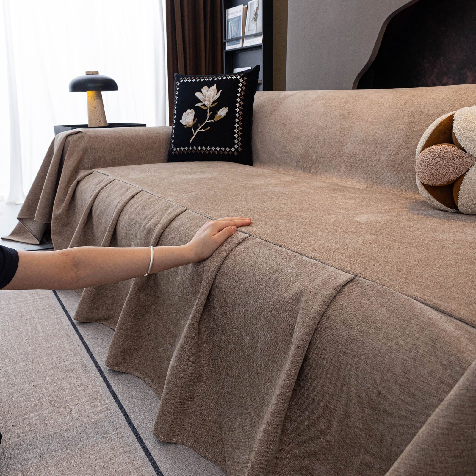 Water Resistant Couch Cover, Non Slip Furniture Protector for Leather & Fabric Sofa