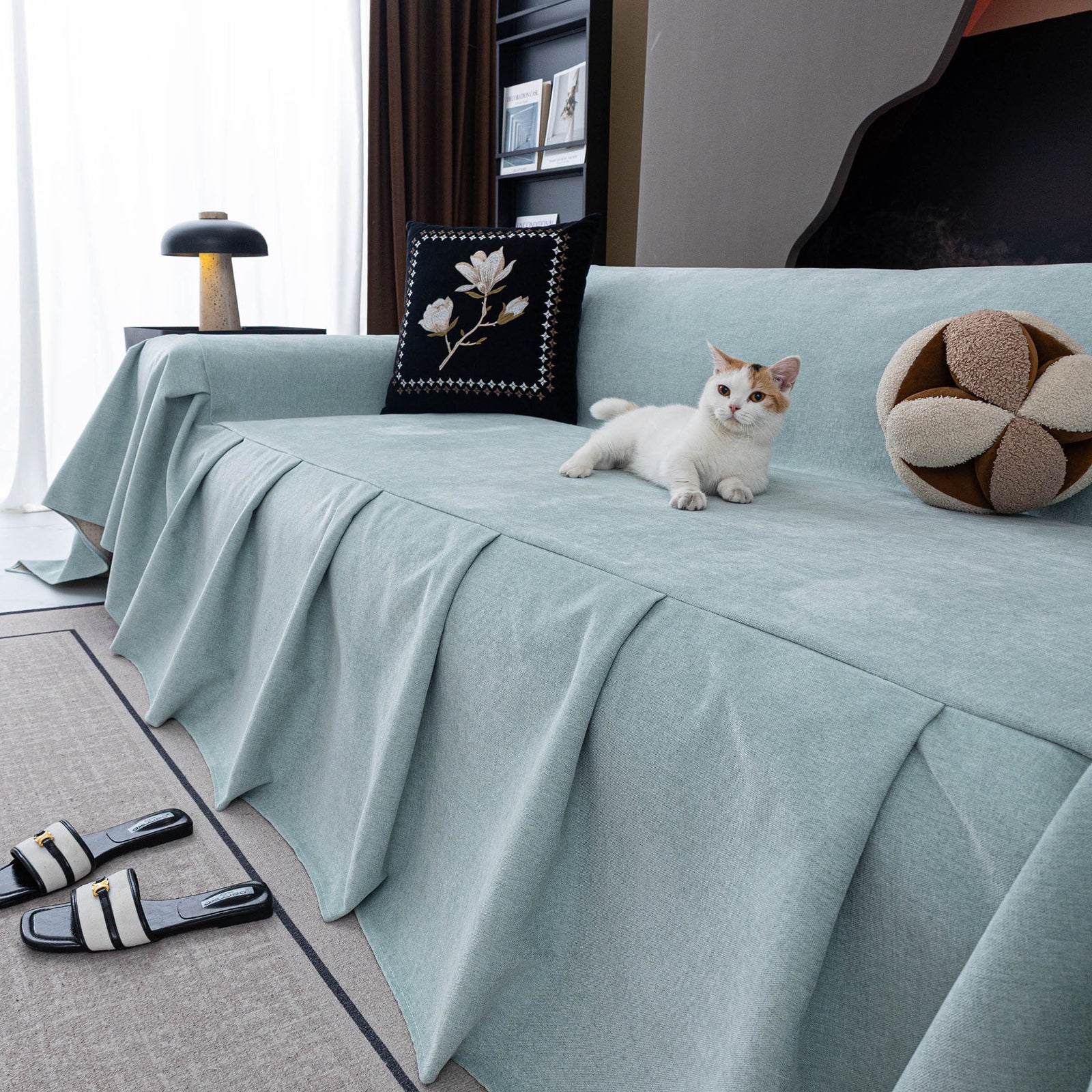 Water Resistant Couch Cover, Non Slip Furniture Protector for Leather & Fabric Sofa