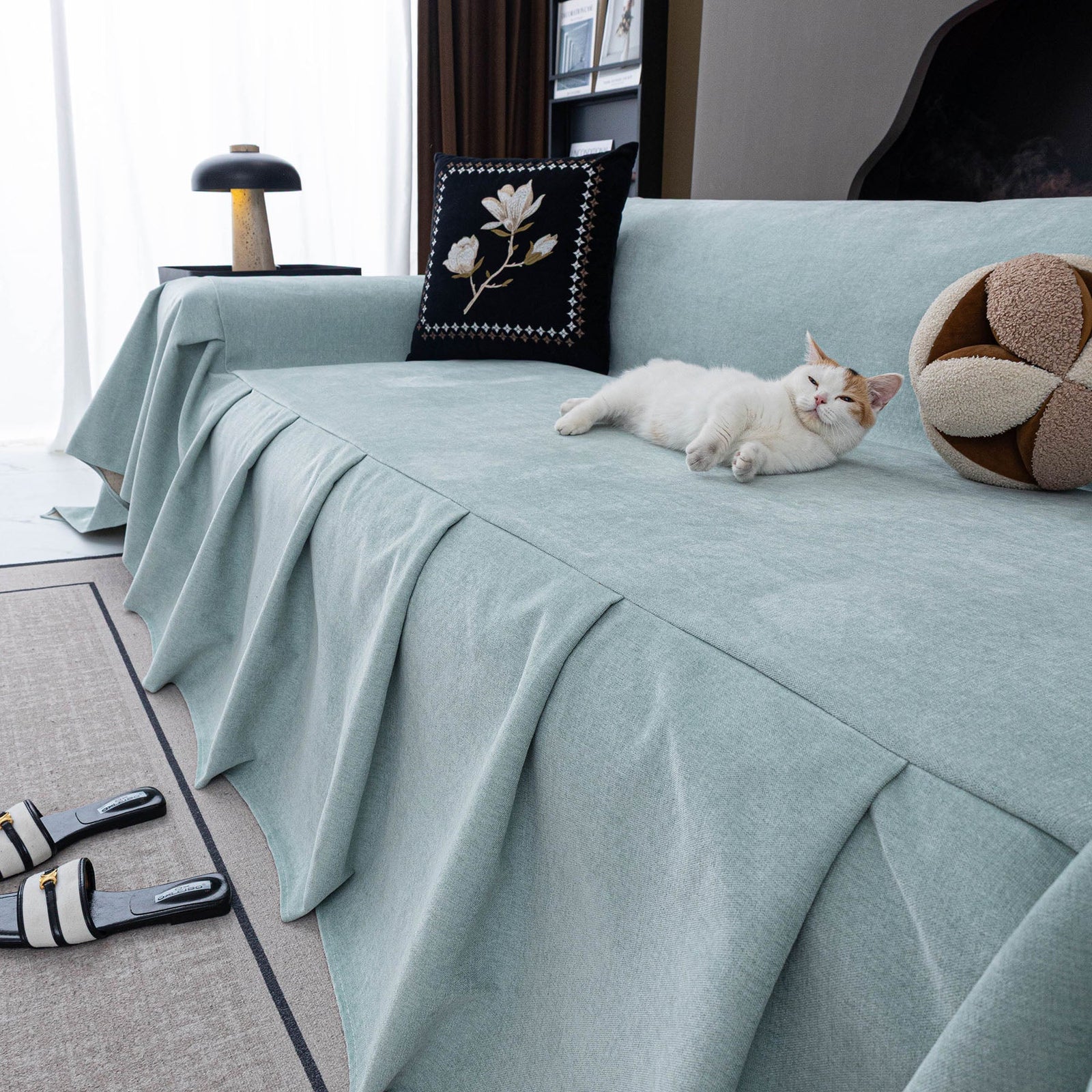 Water Resistant Couch Cover, Non Slip Furniture Protector for Leather & Fabric Sofa