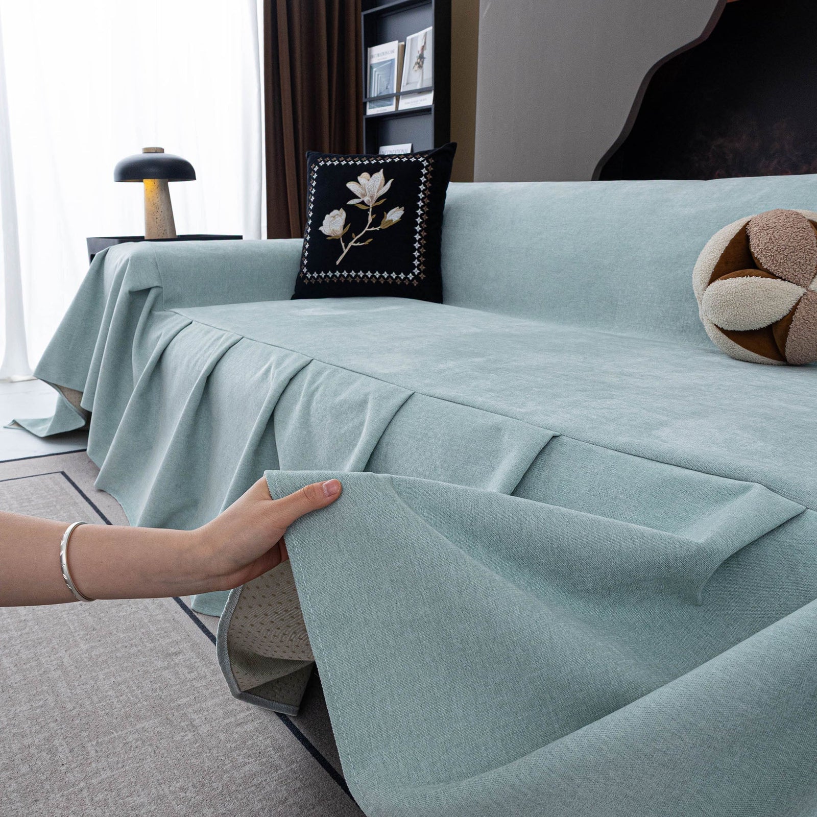 Water Resistant Couch Cover, Non Slip Furniture Protector for Leather & Fabric Sofa