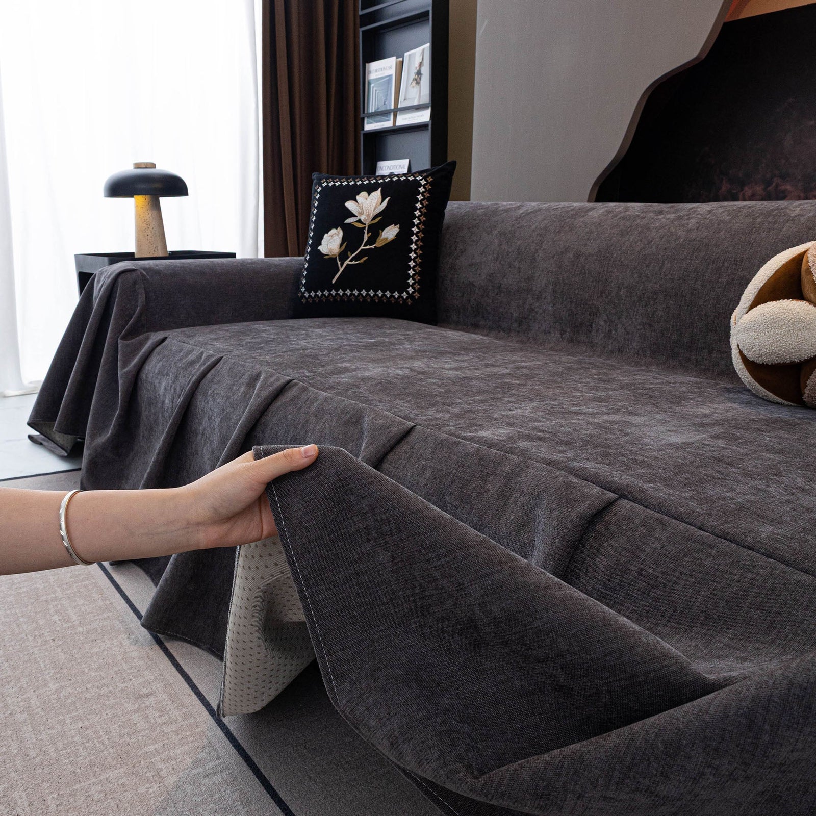 Water Resistant Couch Cover, Non Slip Furniture Protector for Leather & Fabric Sofa