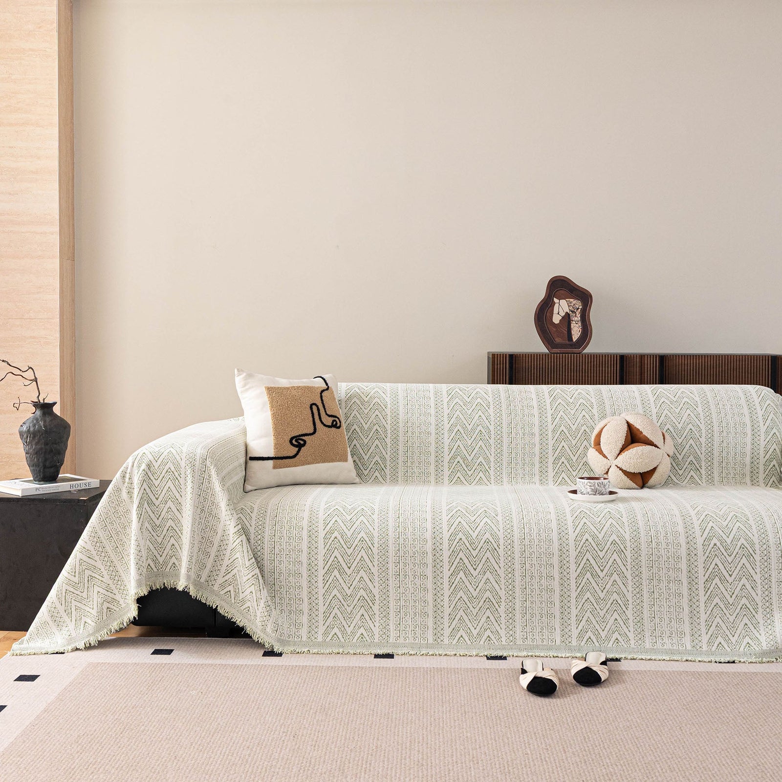 Decorative Slipcover for Pets, Kids, Boho Woven Couch Cover Throw Blanket with Tassel